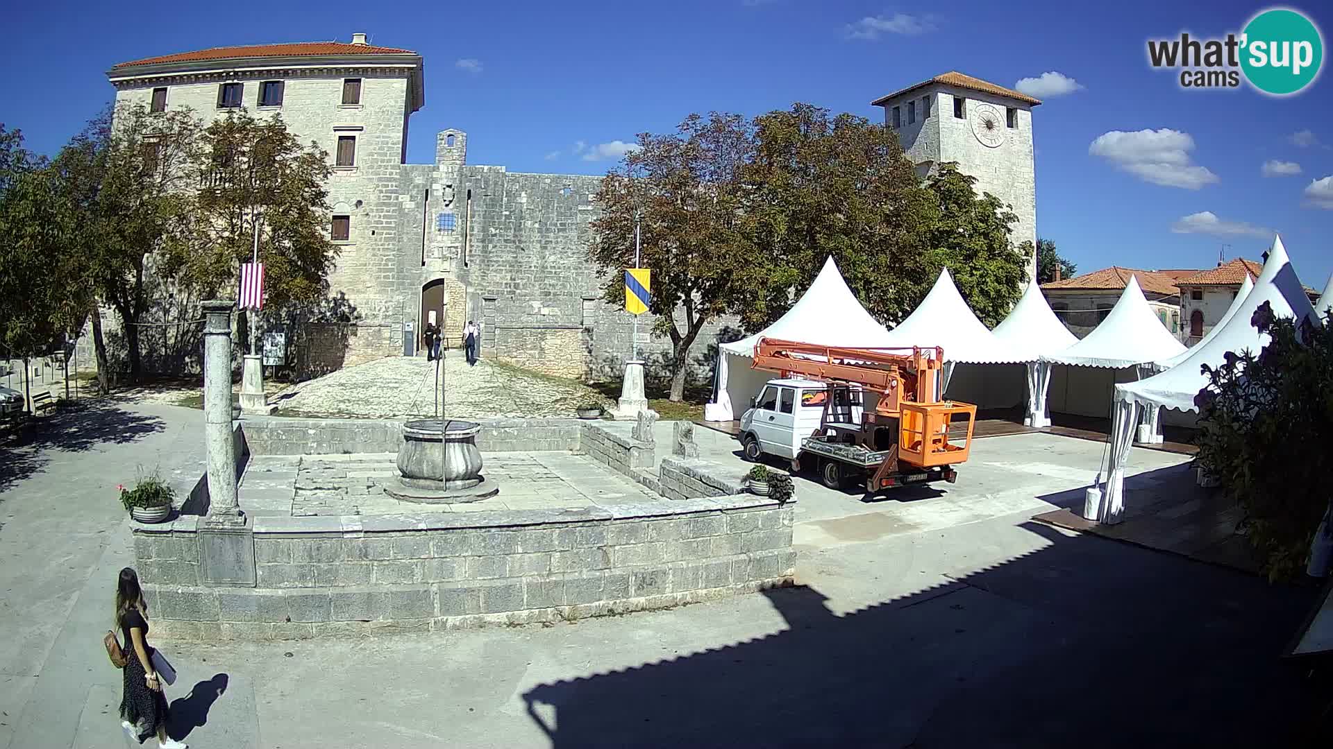 Webcam Svetvinčenat – the Castle and well – Istria – Croatia