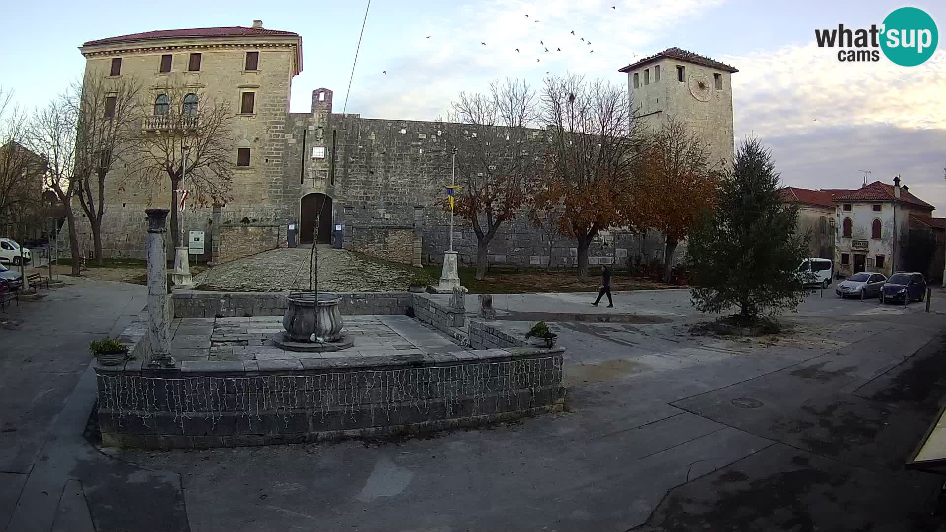 Webcam Svetvinčenat – el castillo y el pozo – Istria – Croacia