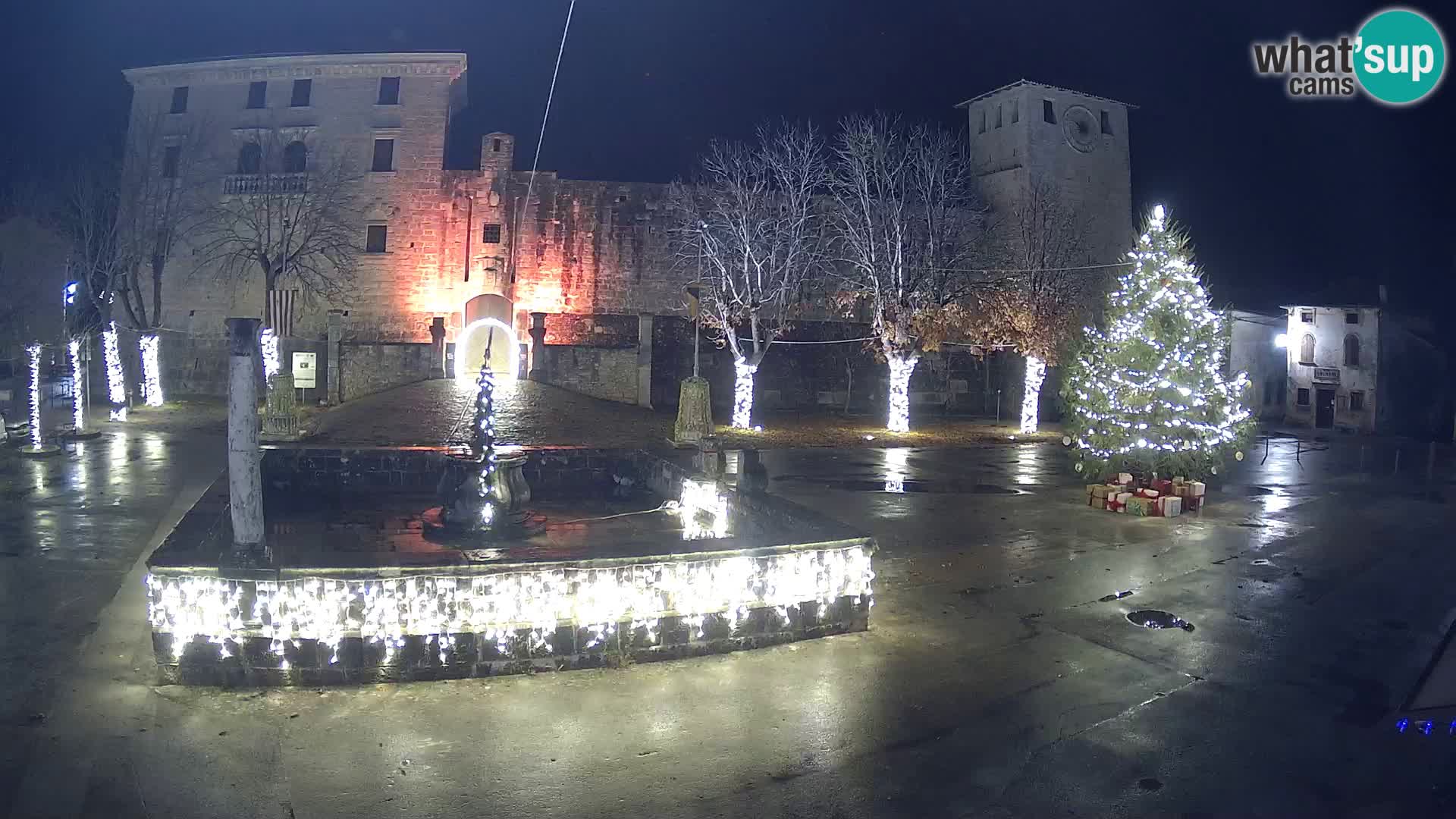 Webcam Svetvinčenat (Sanvincenti) – il castello e il pozzo – Istria – Croazia