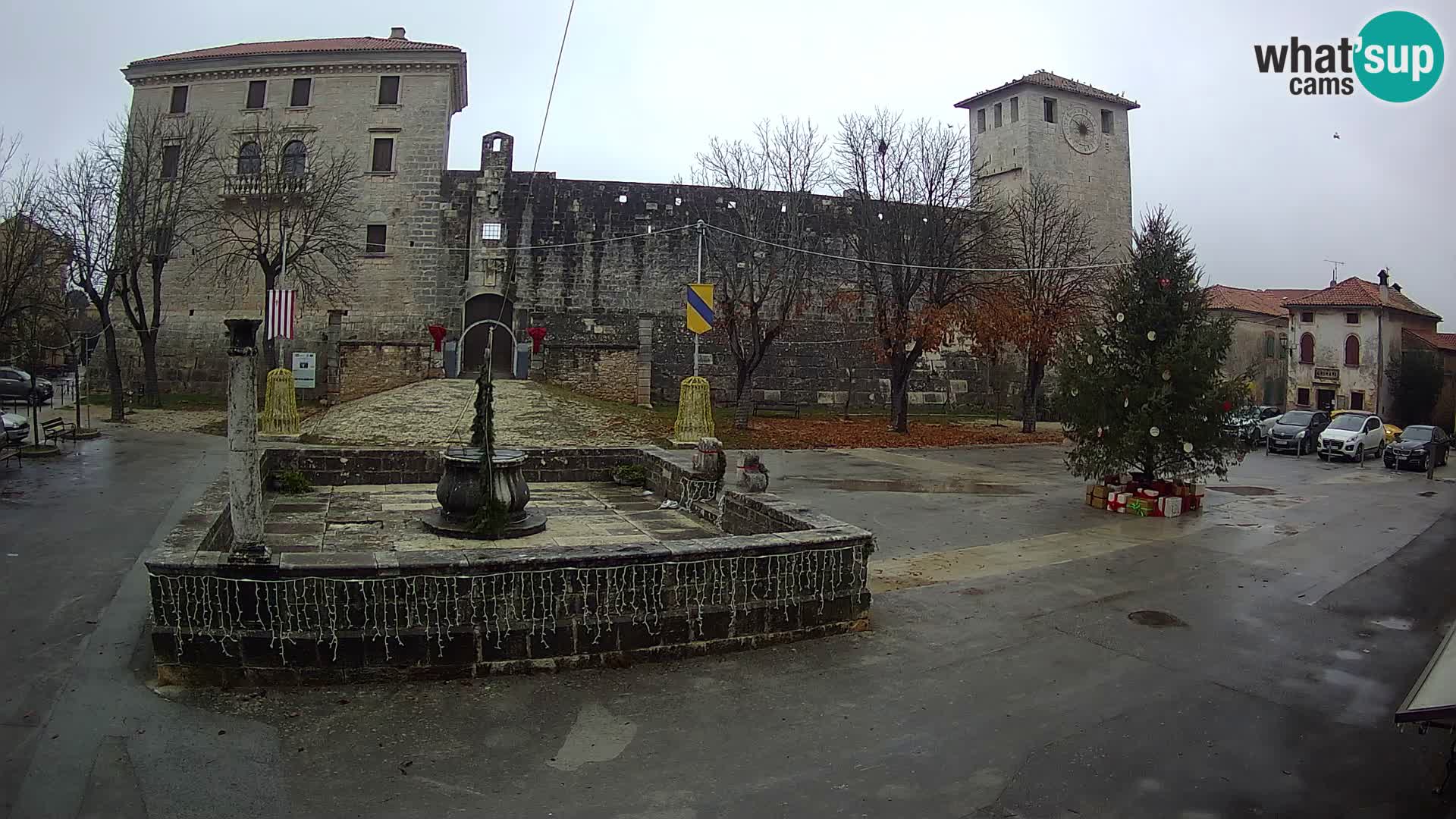 Web kamera Svetvinčenat – Dvorac i zdenac – Istra – Hrvatska