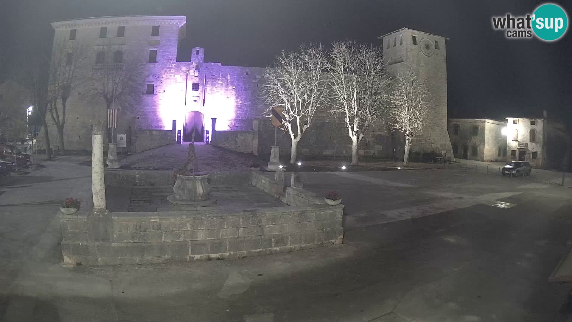 Webcam Svetvinčenat – el castillo y el pozo – Istria – Croacia