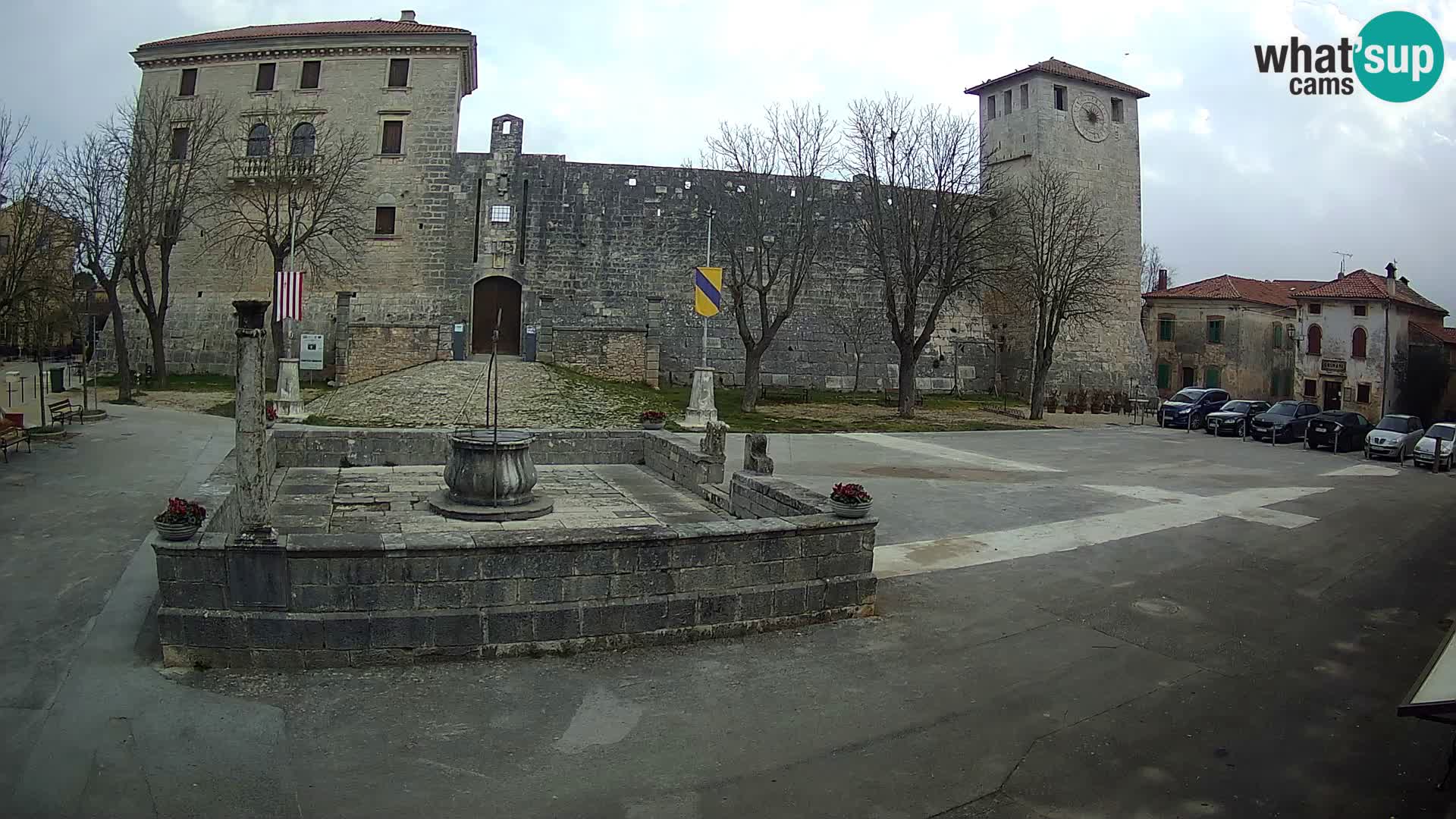 Webcam Svetvinčenat – the Castle and well – Istria – Croatia