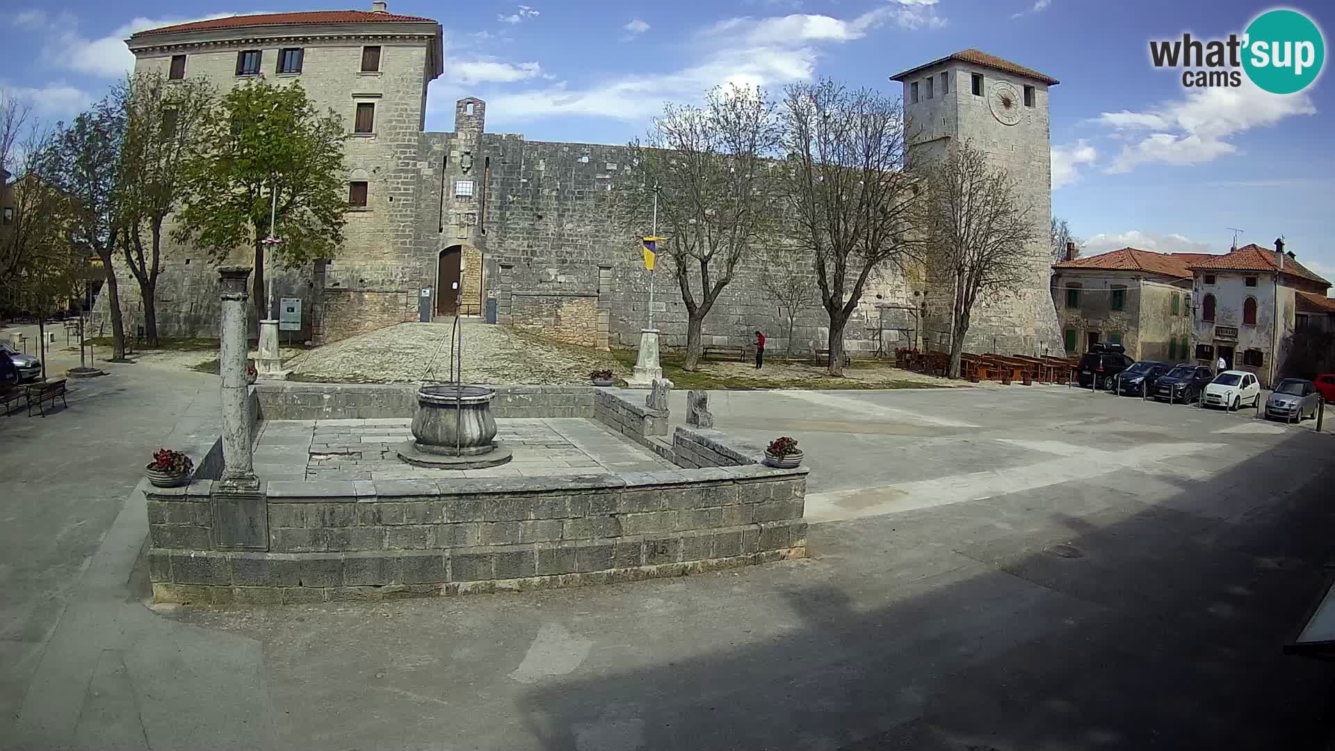 Webcam Svetvinčenat – el castillo y el pozo – Istria – Croacia