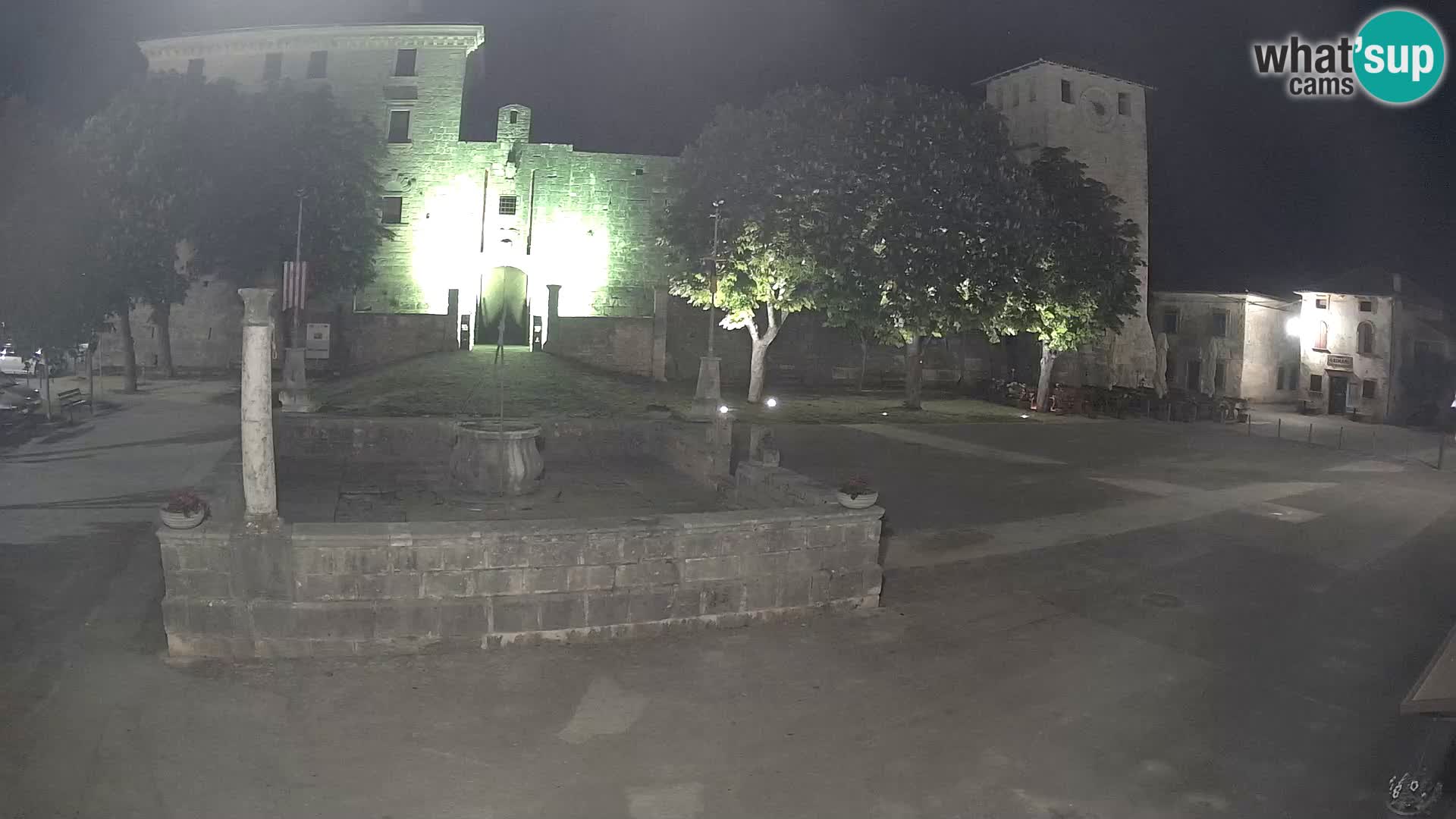 Webcam Svetvinčenat – el castillo y el pozo – Istria – Croacia