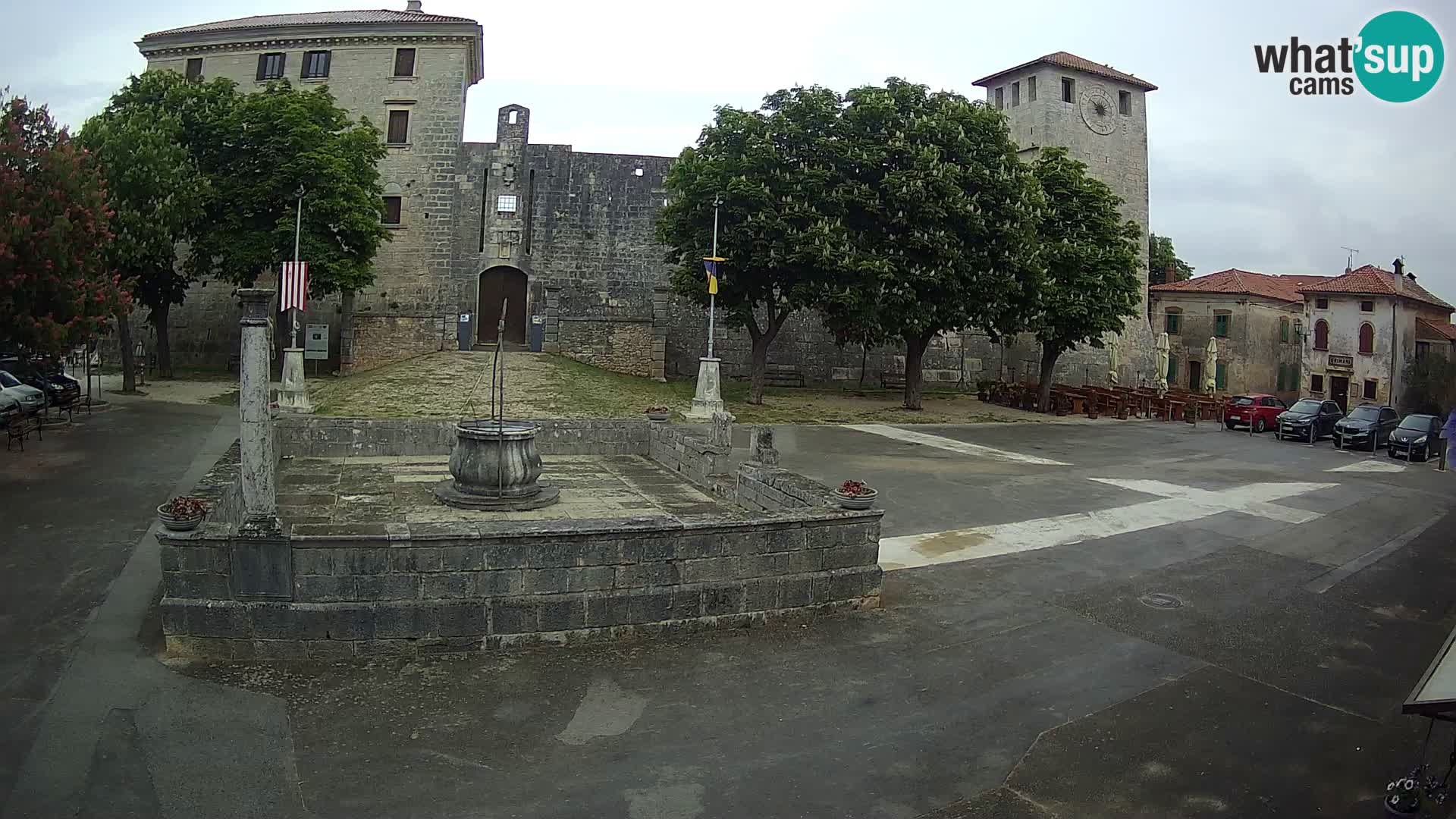 Webcam Svetvinčenat – el castillo y el pozo – Istria – Croacia