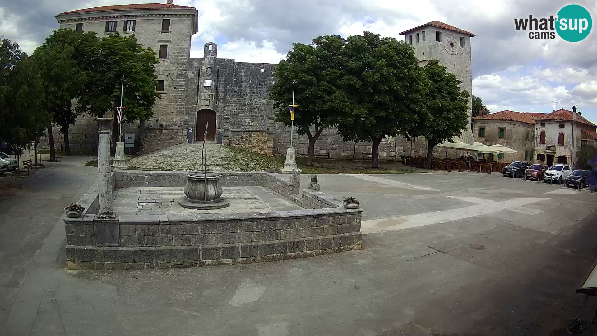 Webcam Svetvinčenat – el castillo y el pozo – Istria – Croacia