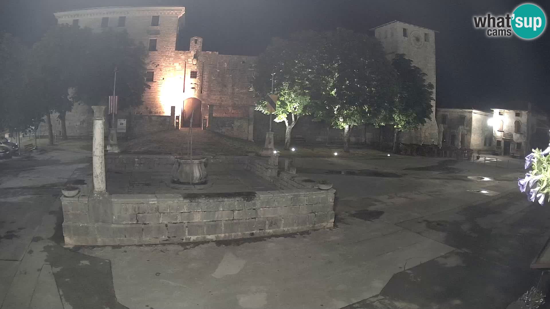 Webcam Svetvinčenat – the Castle and well – Istria – Croatia