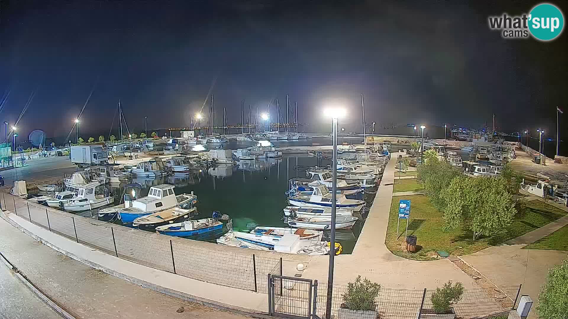Spletna kamera Tkon – Marina