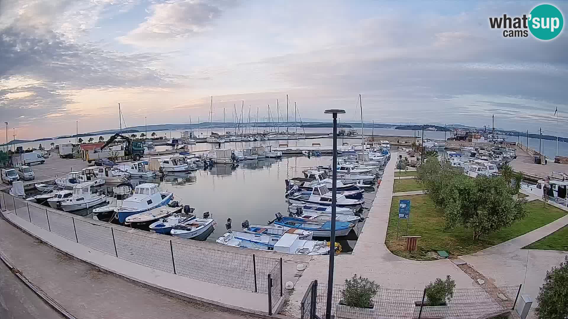 Spletna kamera Tkon – Marina