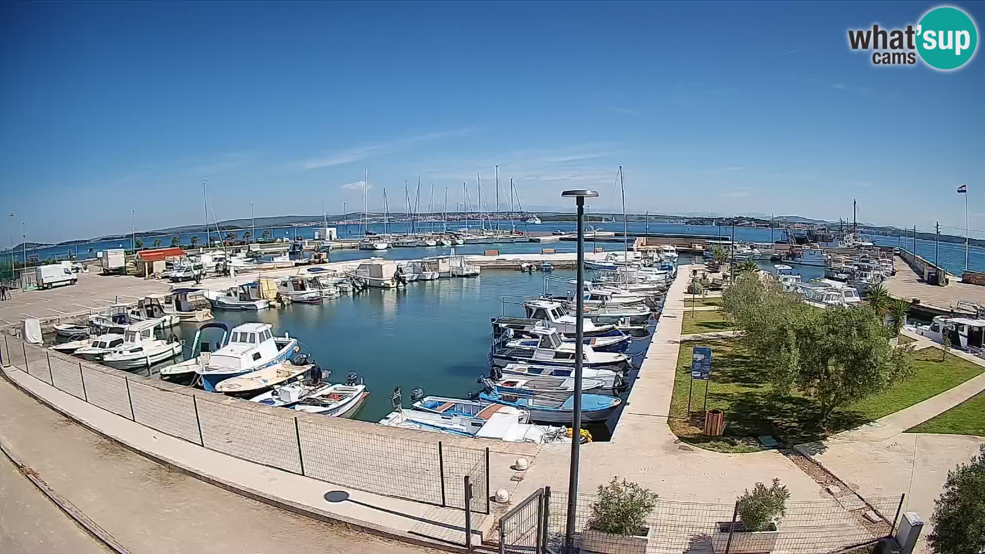 Spletna kamera Tkon – Marina