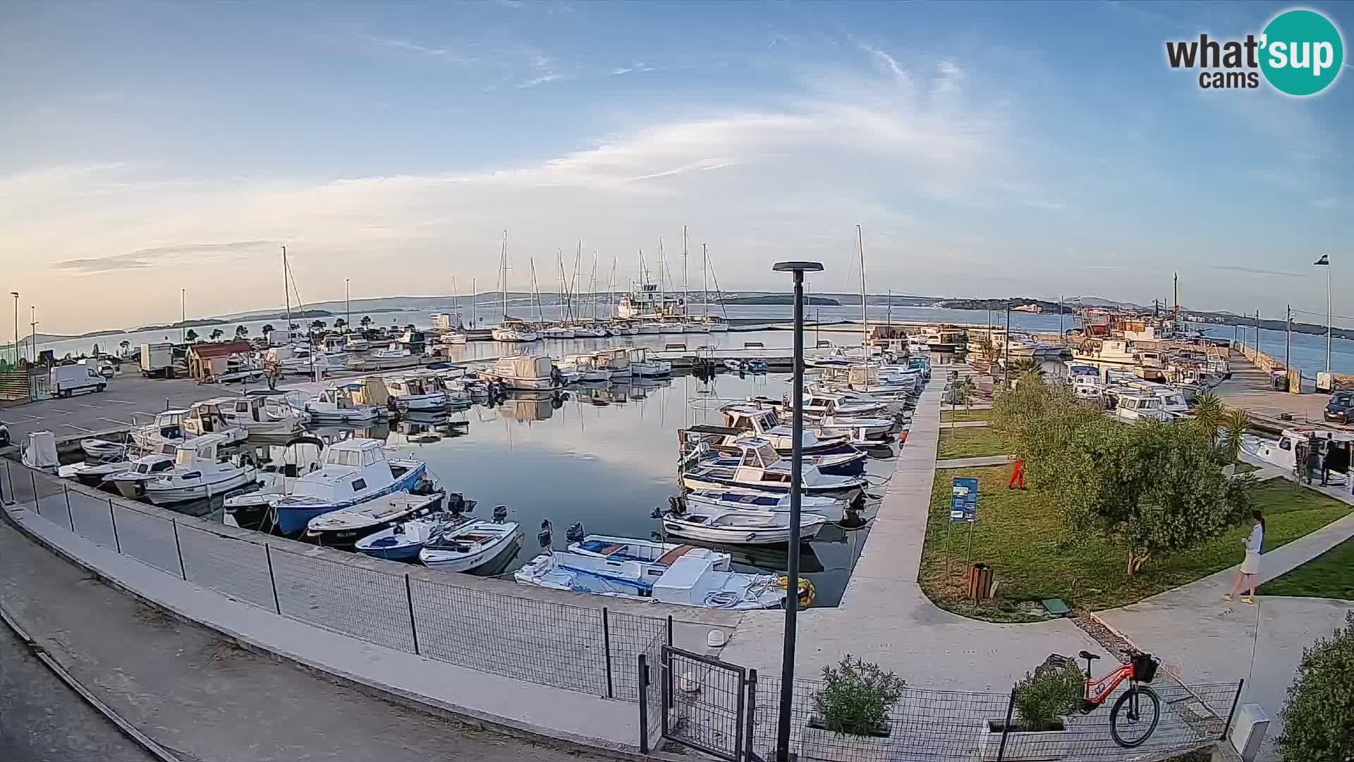 Spletna kamera Tkon – Marina