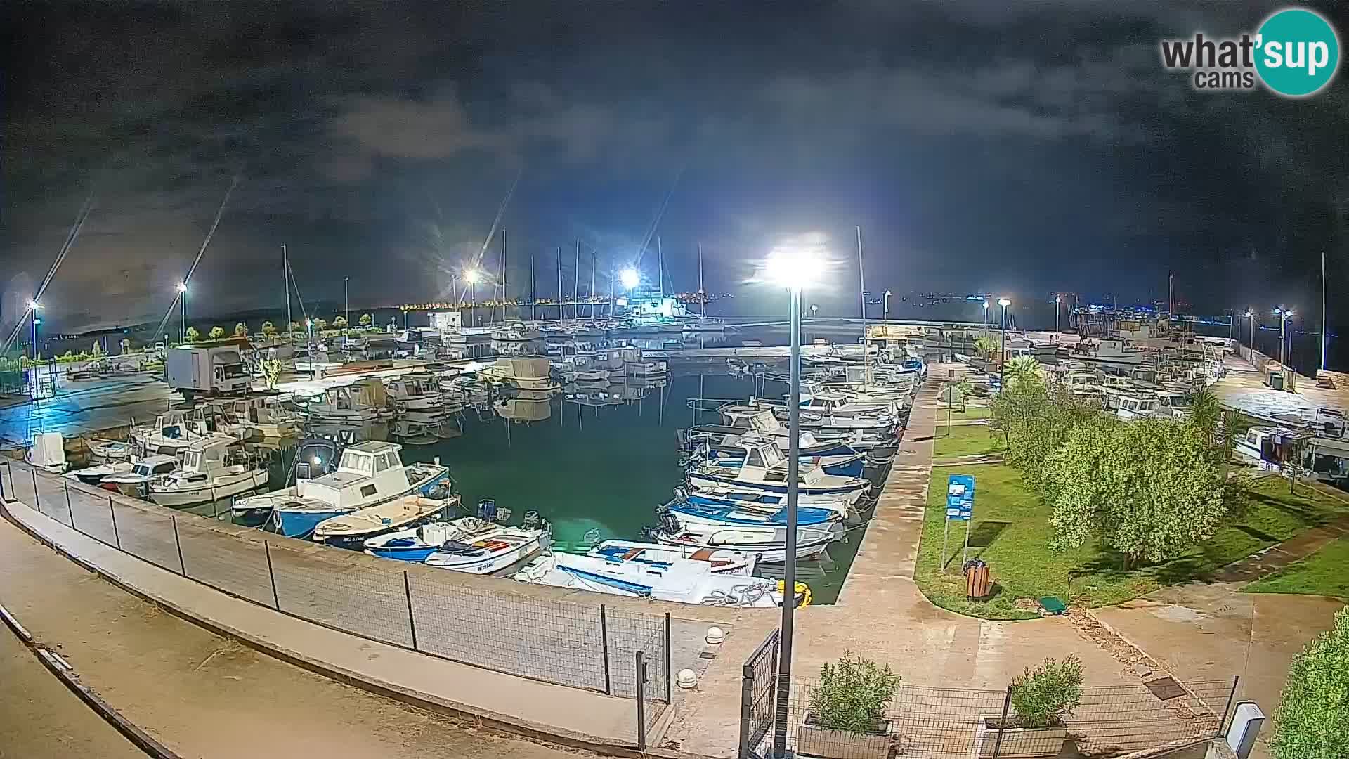 Spletna kamera Tkon – Marina