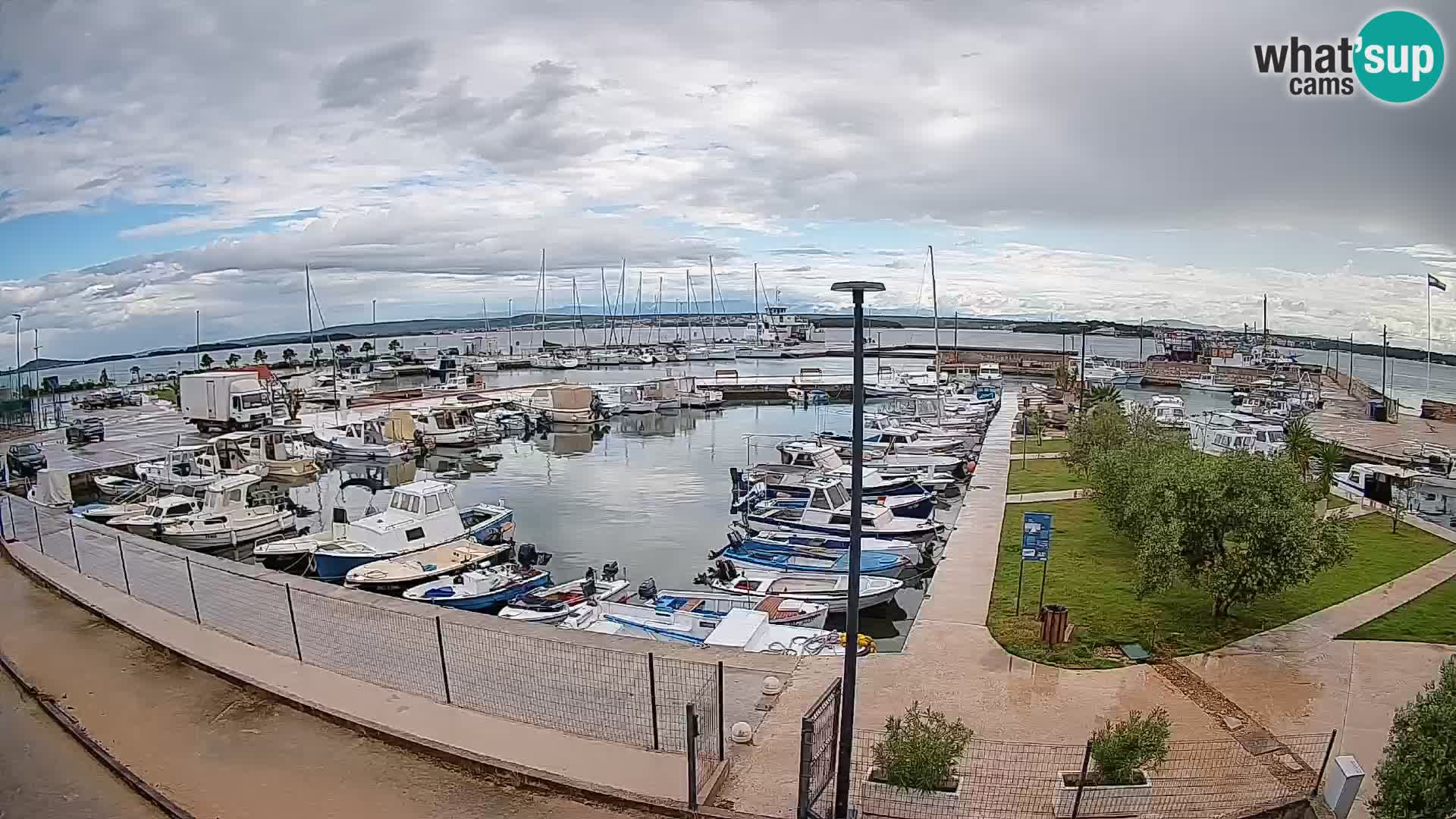 Spletna kamera Tkon – Marina