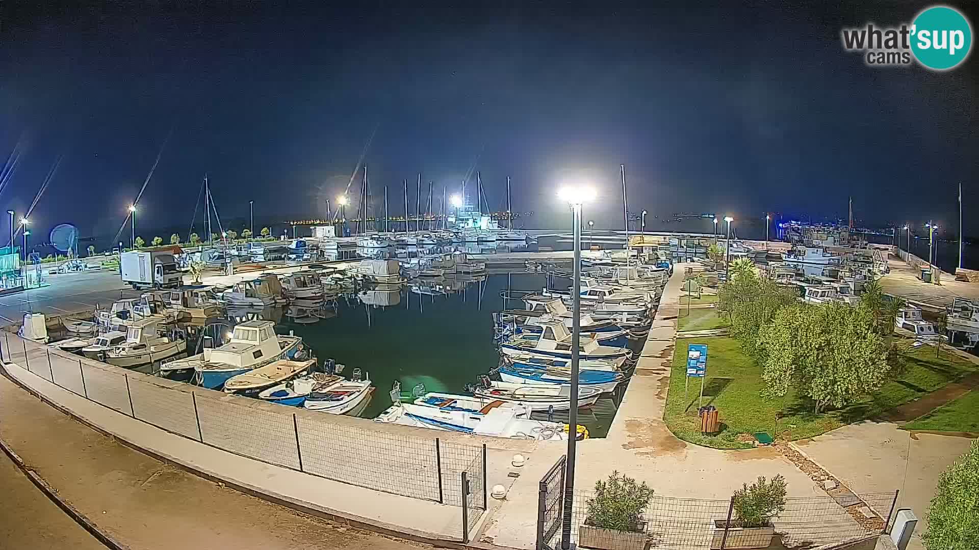 Spletna kamera Tkon – Marina