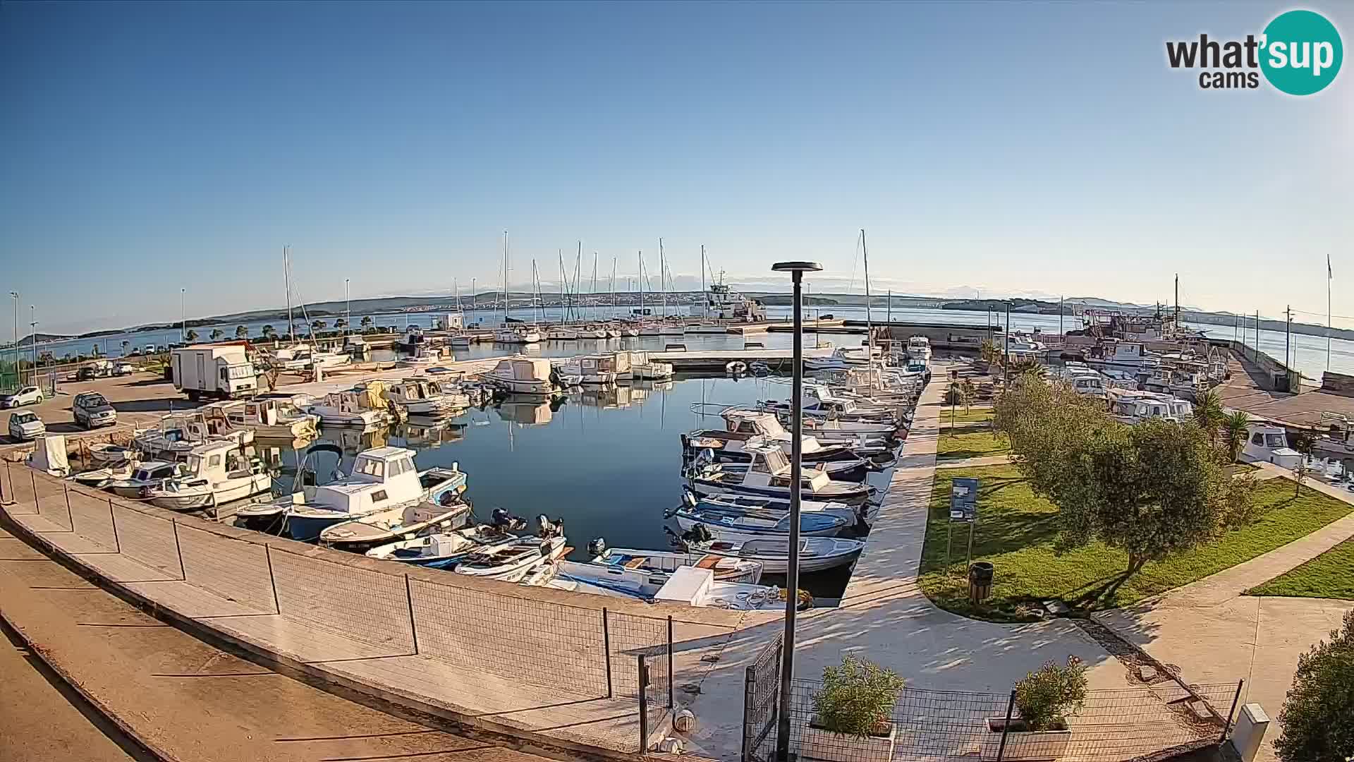 Spletna kamera Tkon – Marina