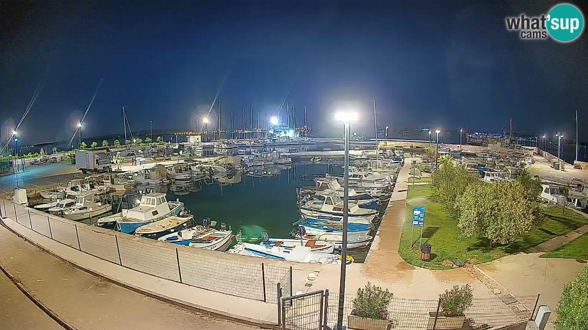 Spletna kamera Tkon – Marina