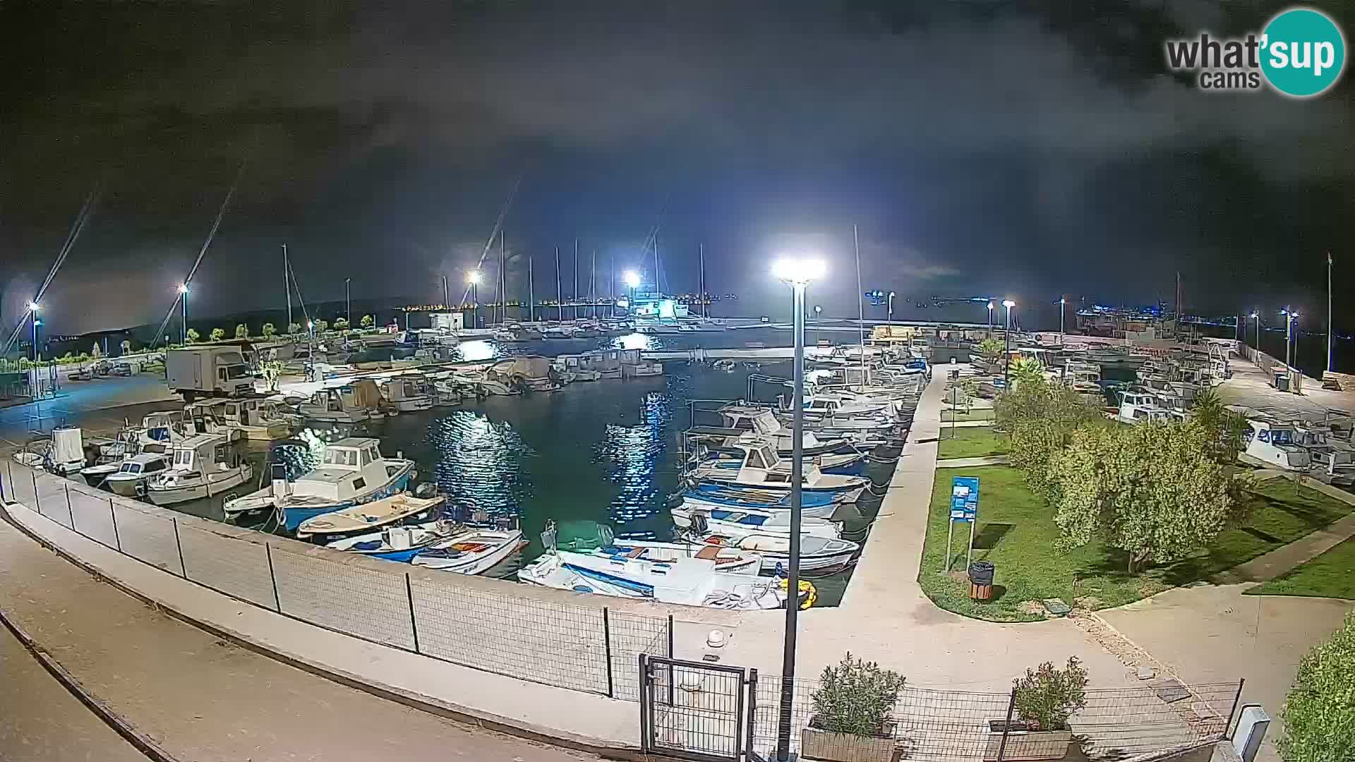 Spletna kamera Tkon – Marina
