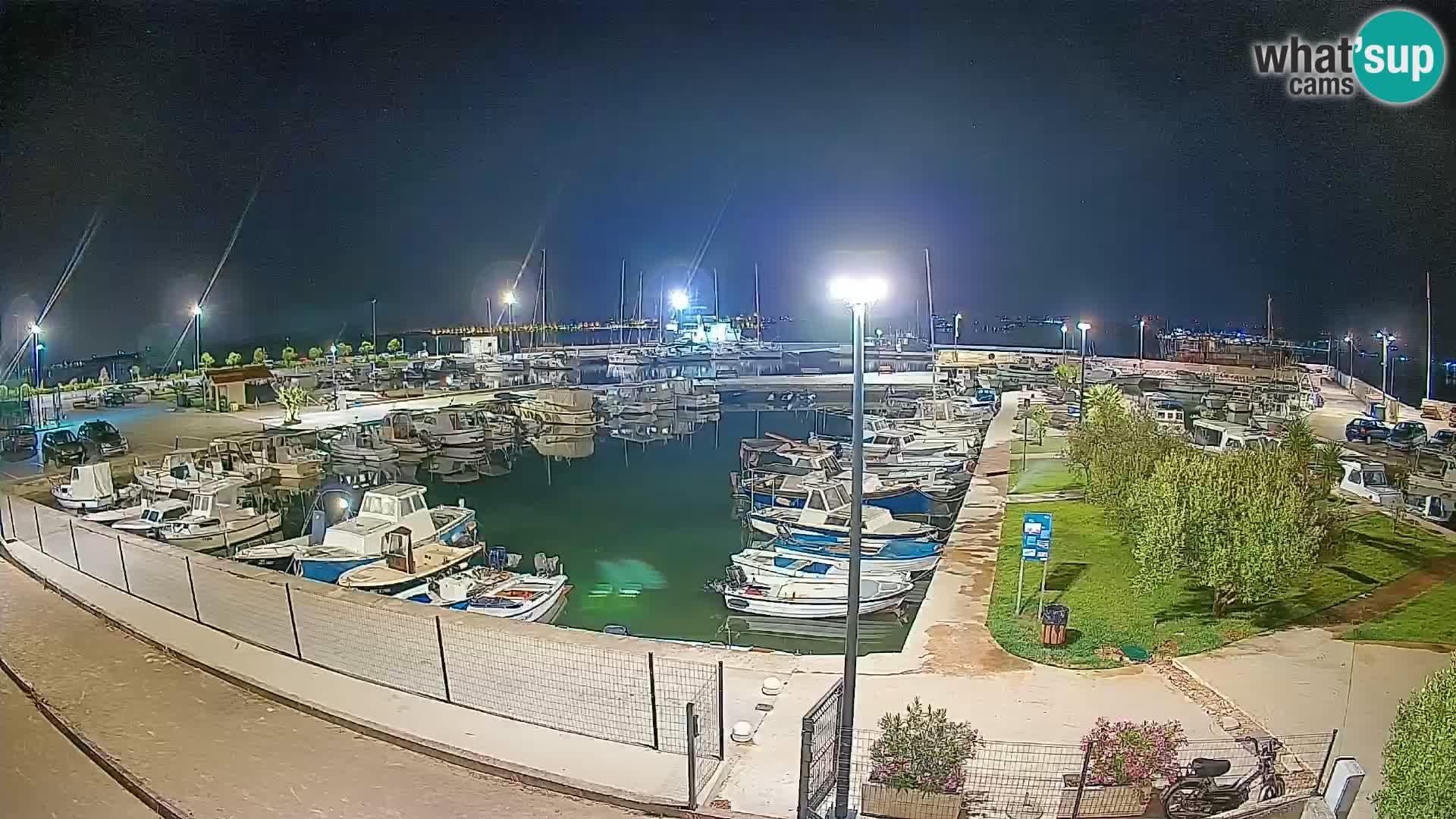Spletna kamera Tkon – Marina