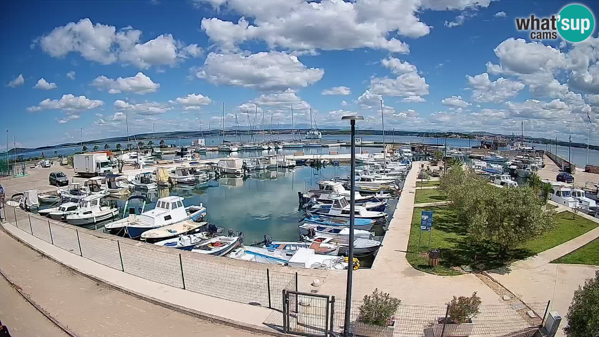 Spletna kamera Tkon – Marina