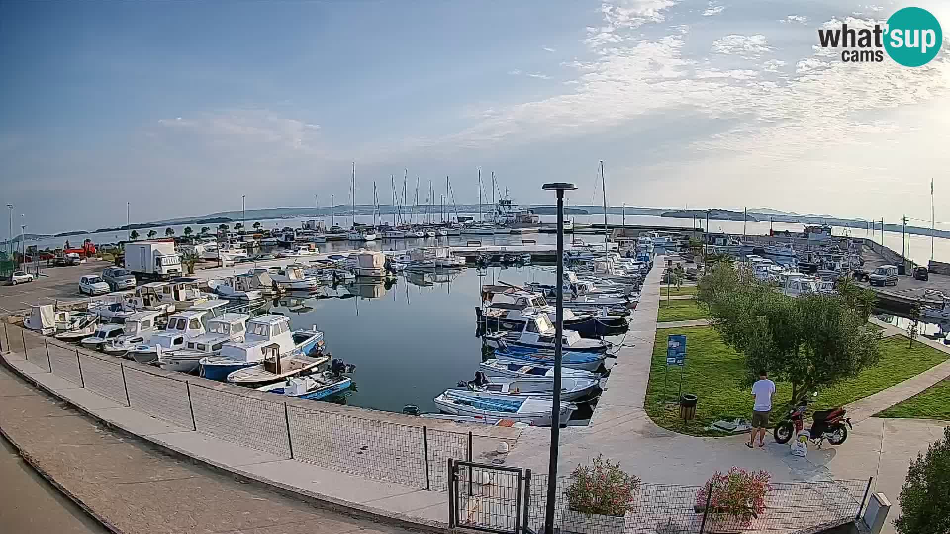 Spletna kamera Tkon – Marina