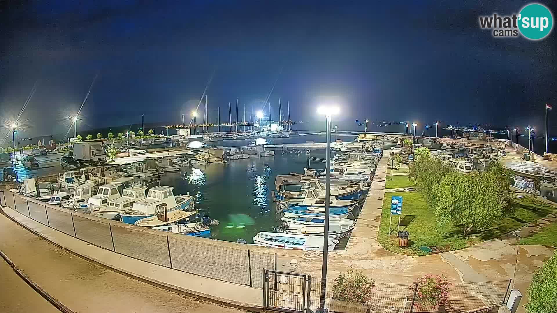 Spletna kamera Tkon – Marina