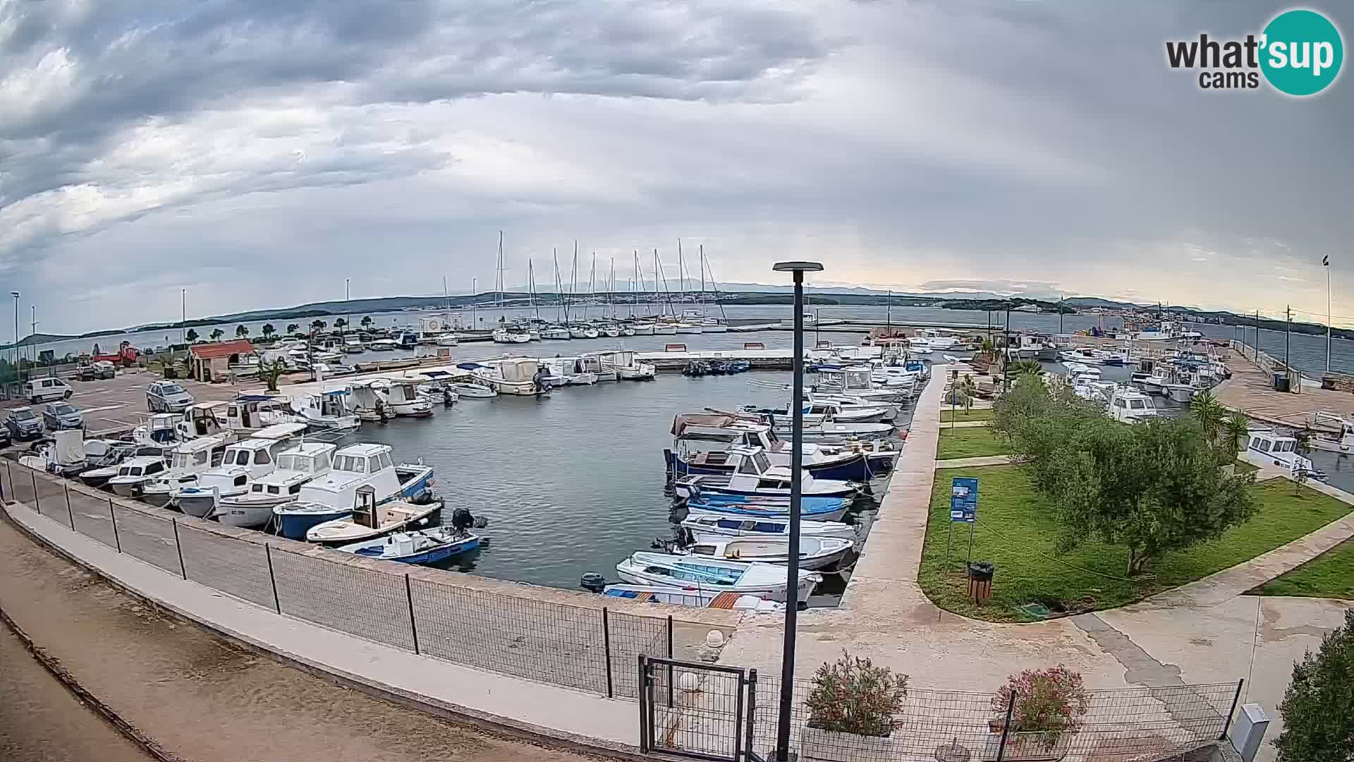 Spletna kamera Tkon – Marina