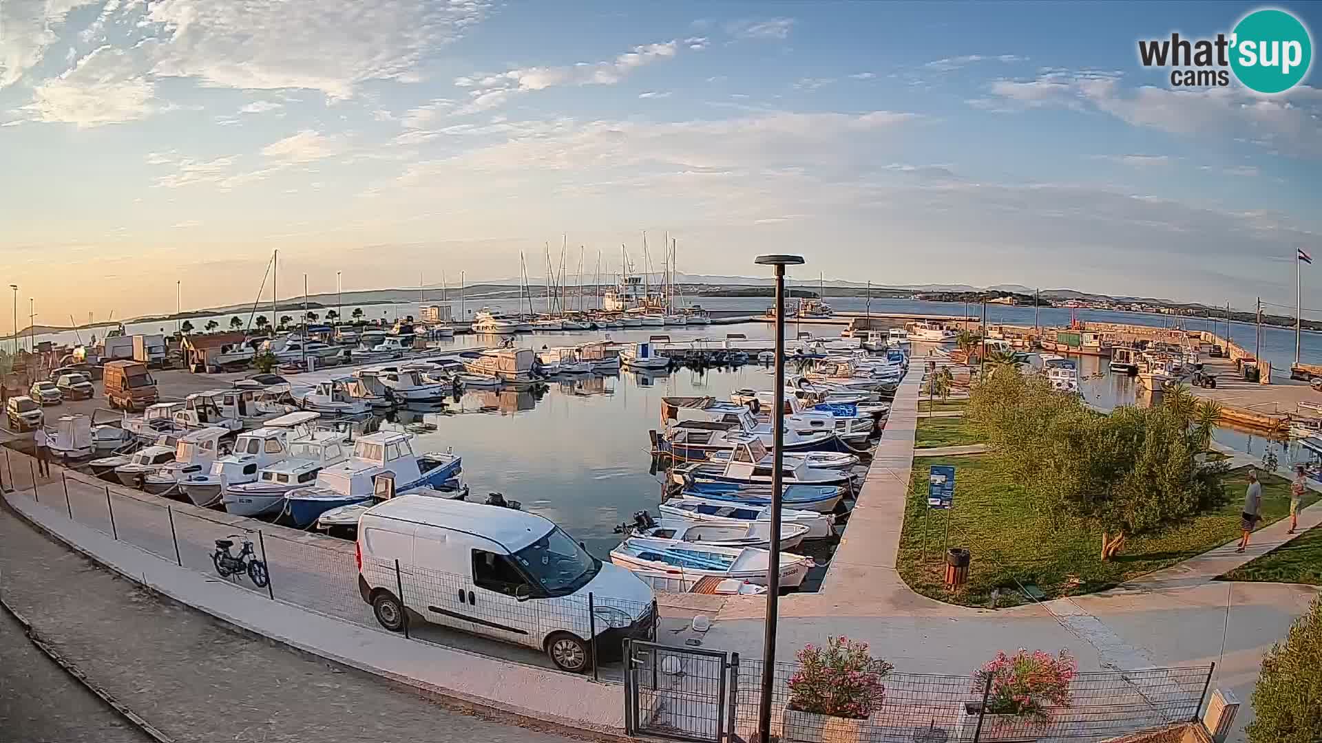 Spletna kamera Tkon – Marina