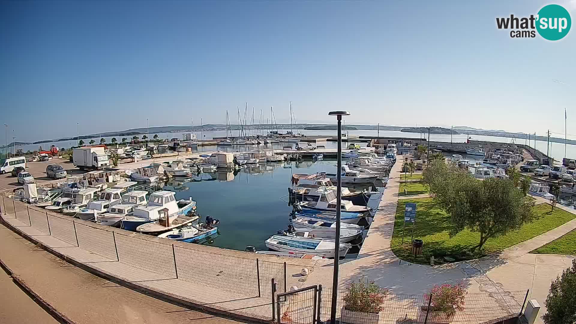 Spletna kamera Tkon – Marina