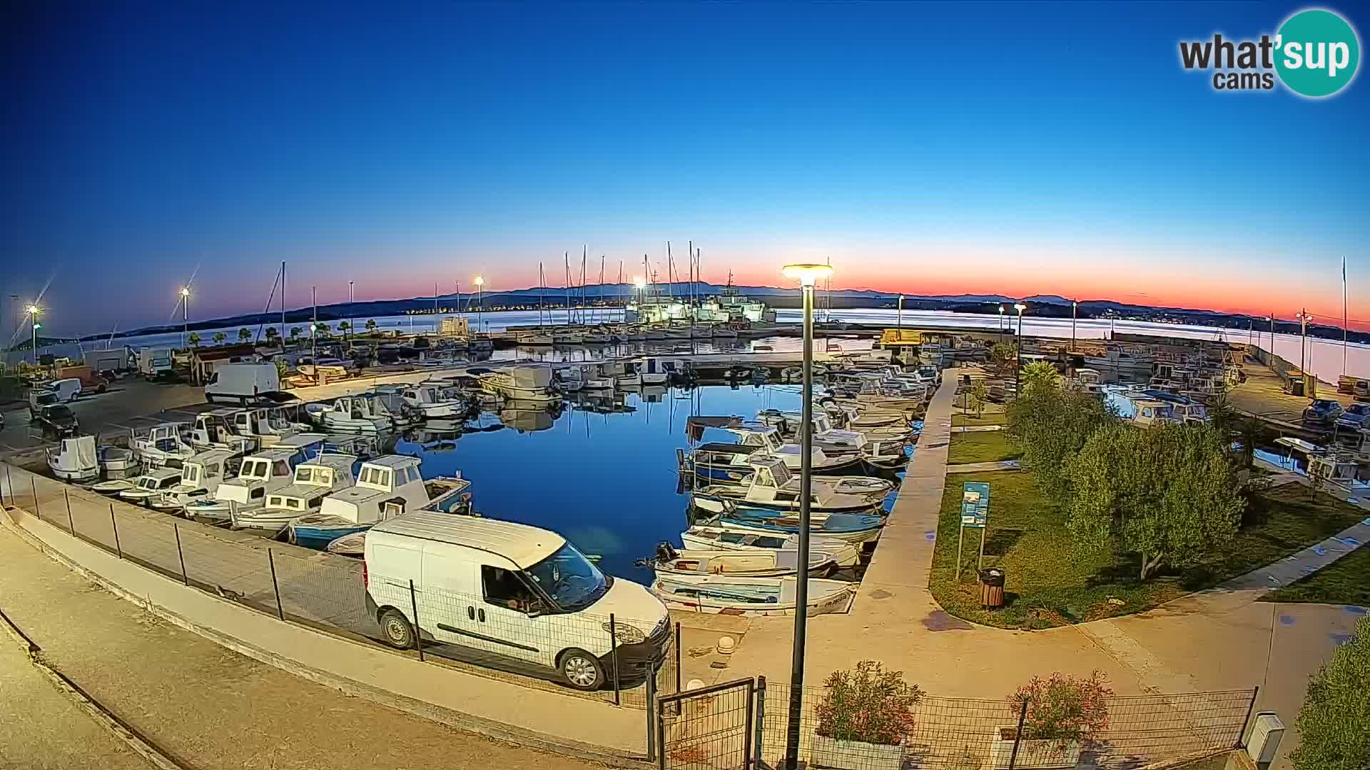 Spletna kamera Tkon – Marina