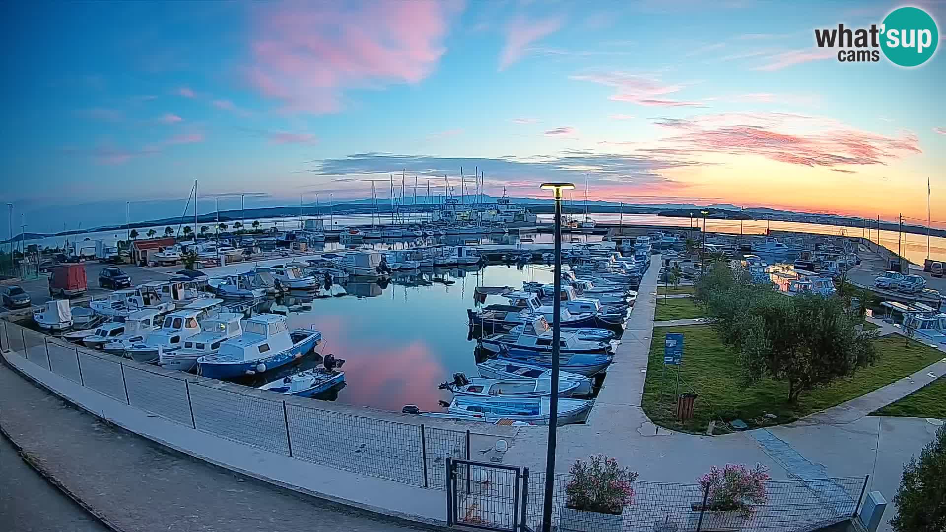 Spletna kamera Tkon – Marina