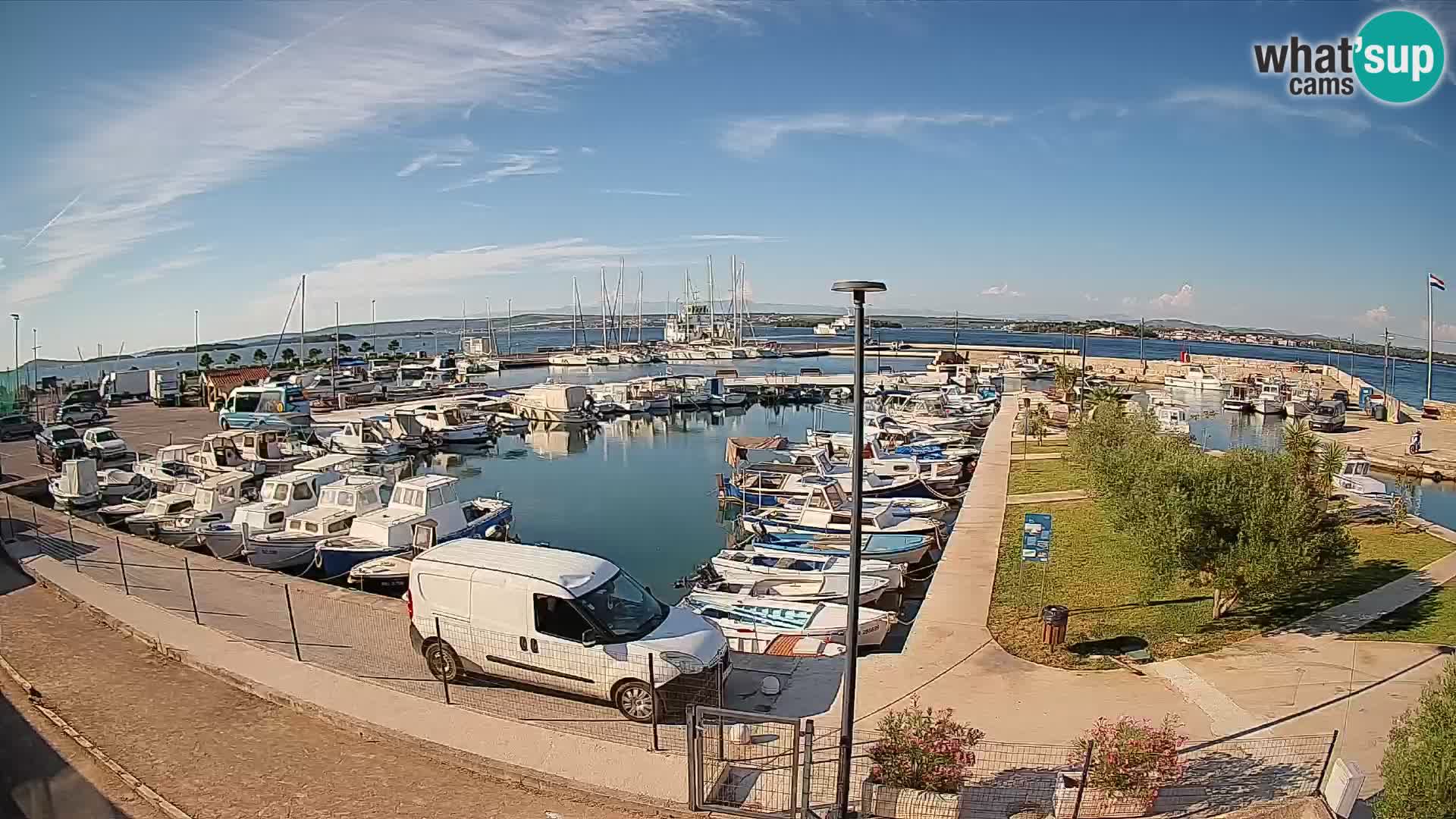Spletna kamera Tkon – Marina