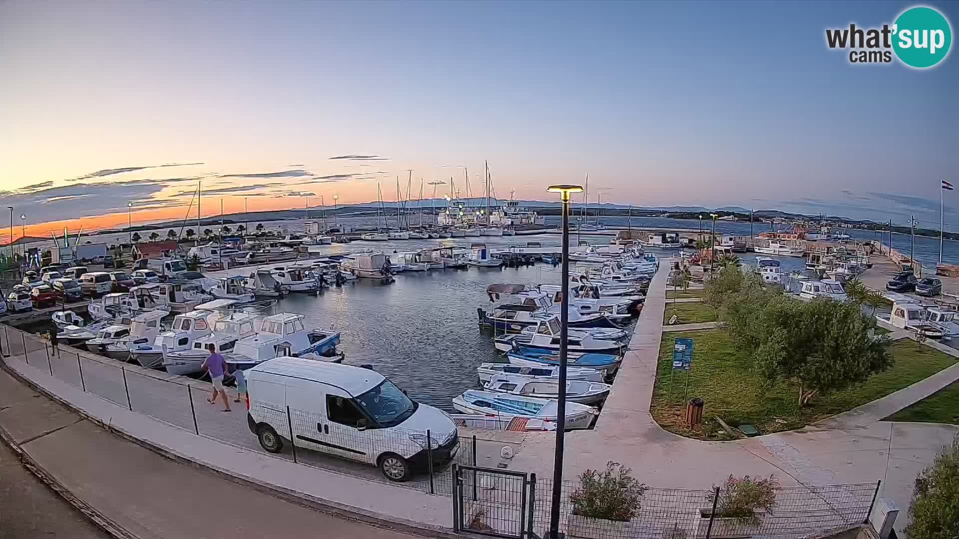 Spletna kamera Tkon – Marina