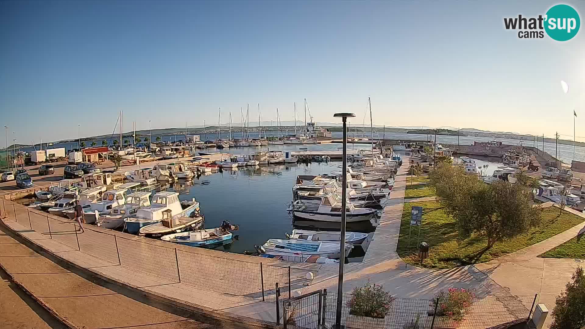 Spletna kamera Tkon – Marina