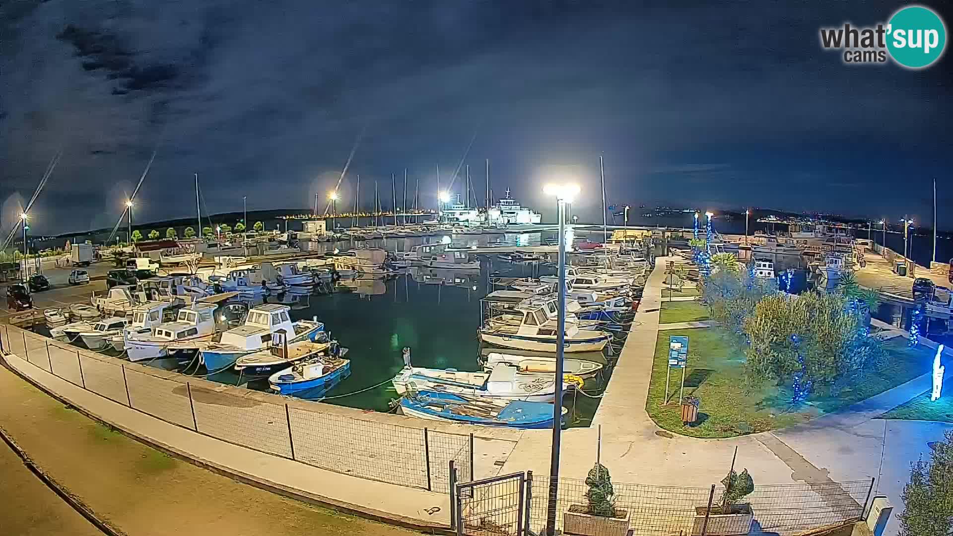 Spletna kamera Tkon – Marina