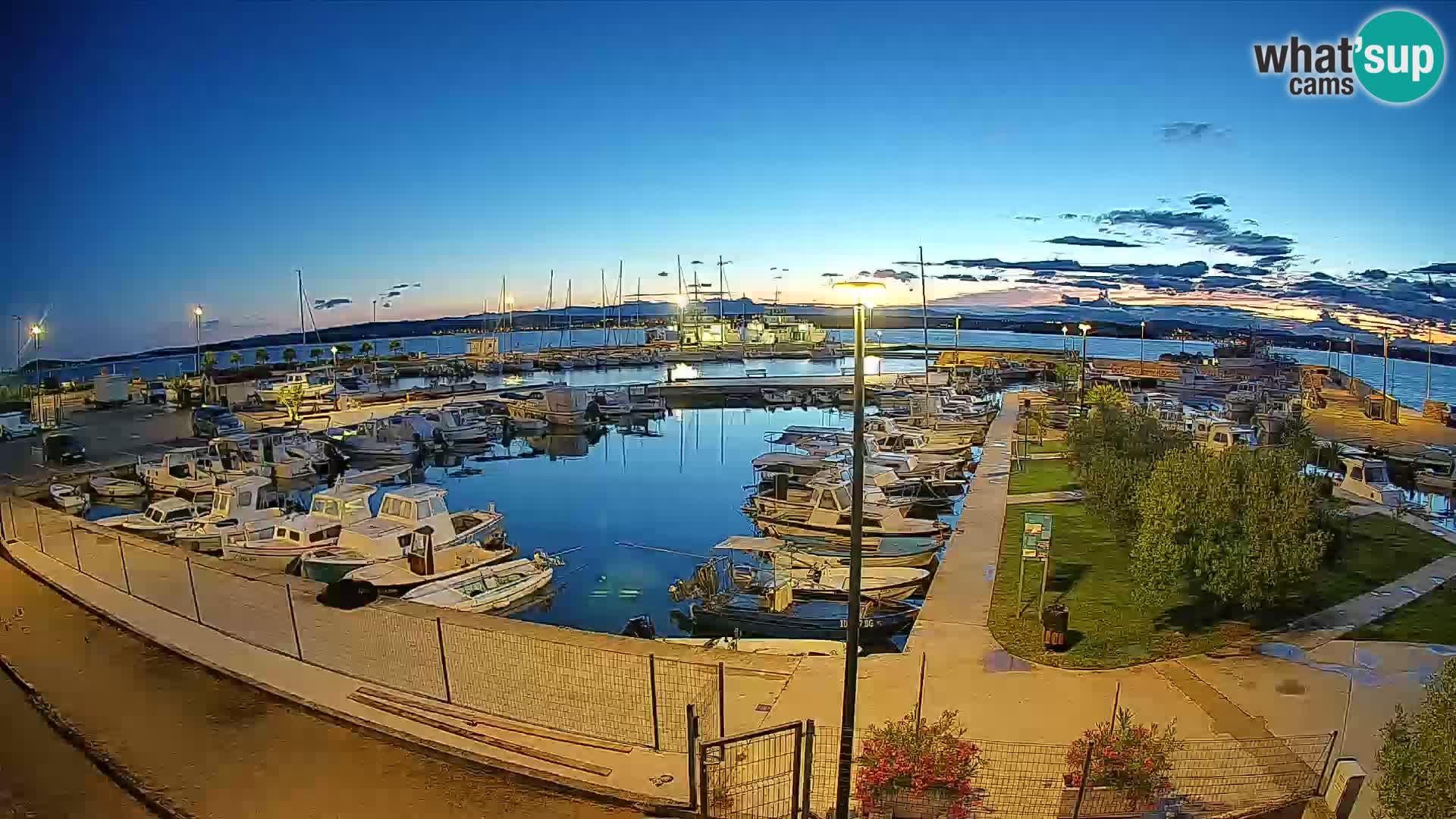 Spletna kamera Tkon – Marina