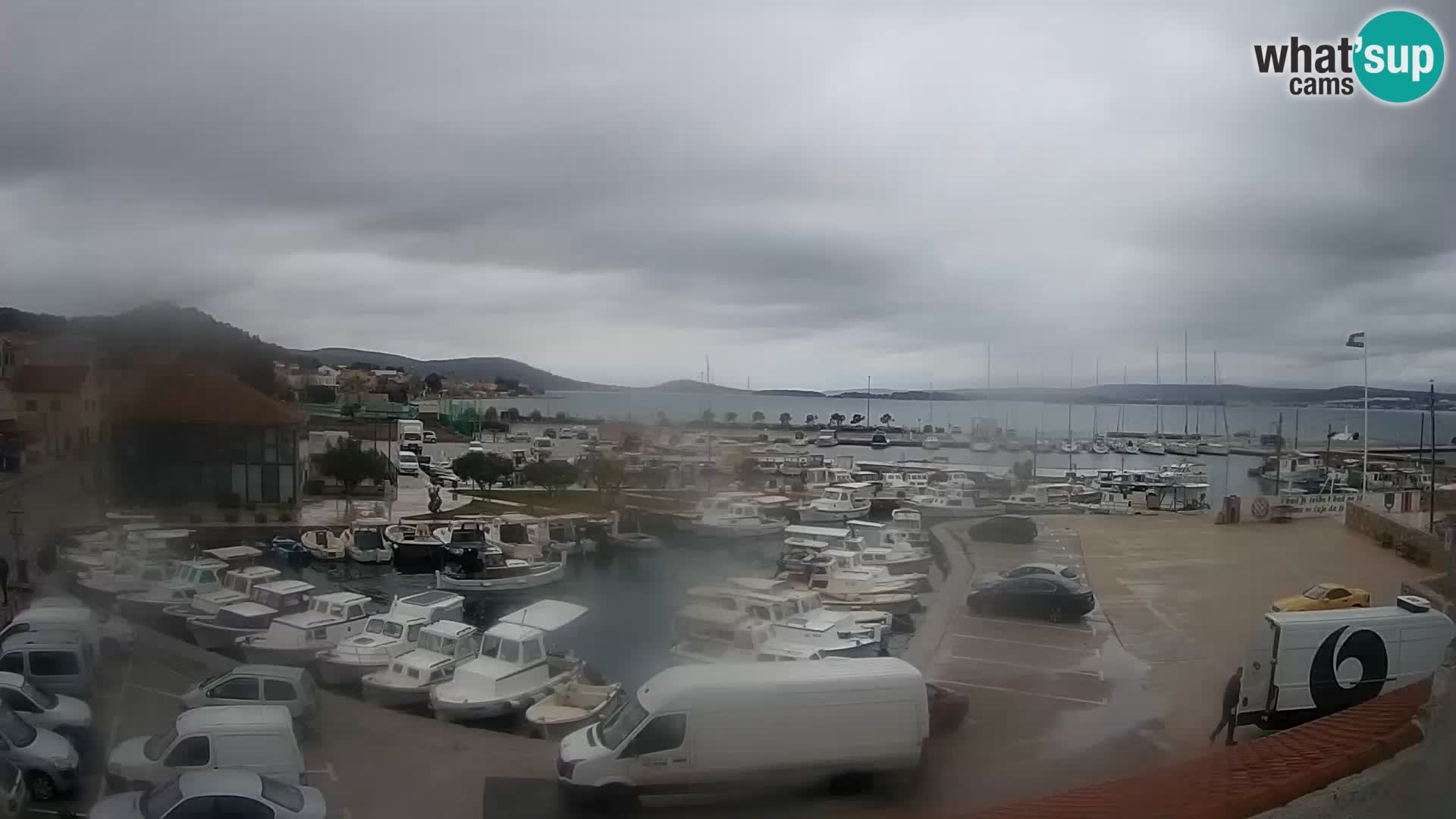 Webcam Live Tkon –  puerto deportivo y el puerto