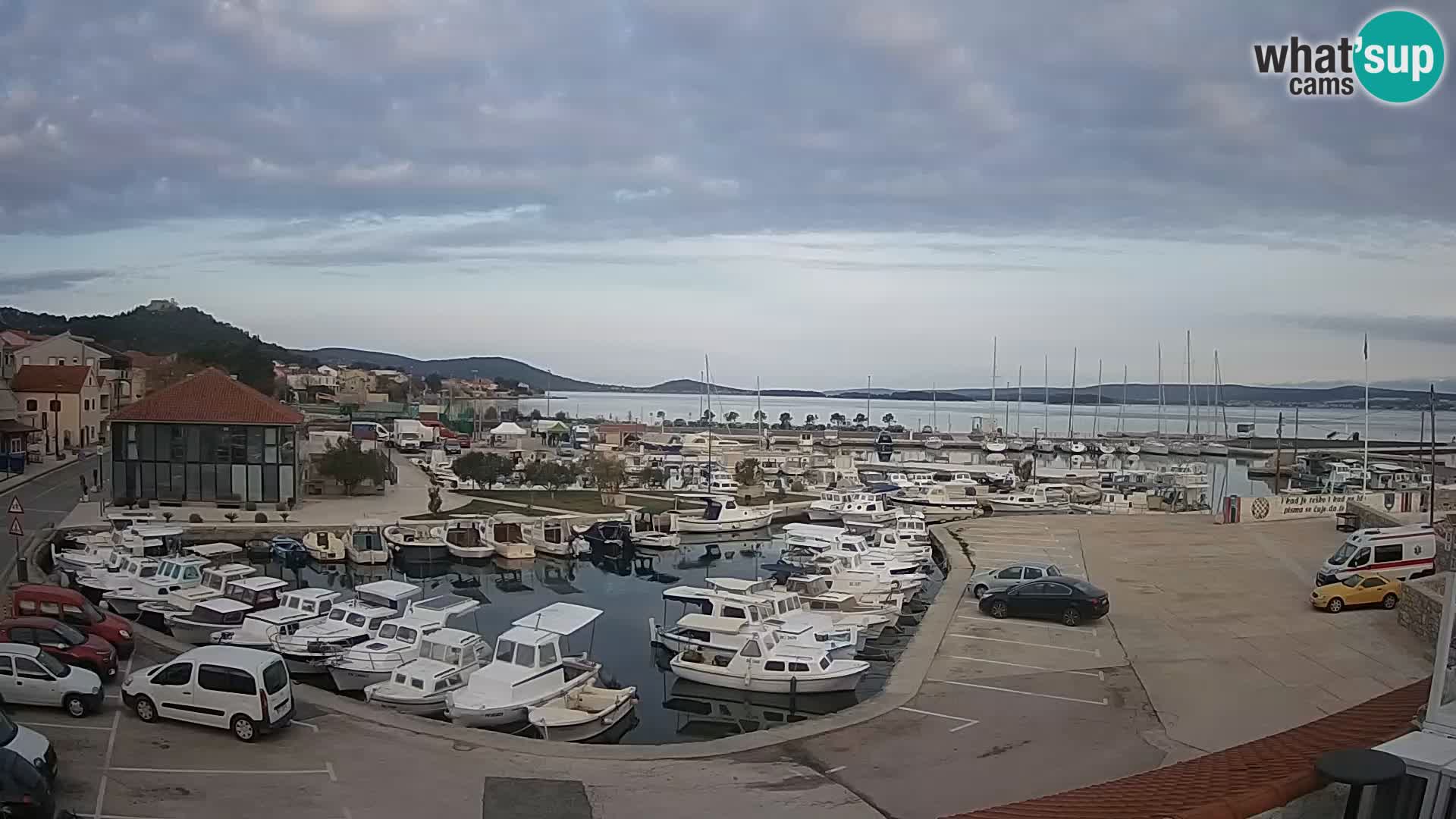 Webcam Live Tkon –  puerto deportivo y el puerto