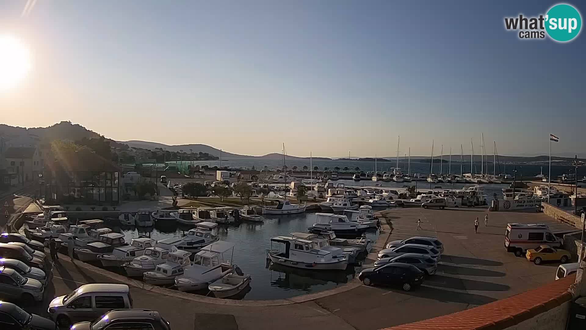Webcam Live Tkon –  puerto deportivo y el puerto