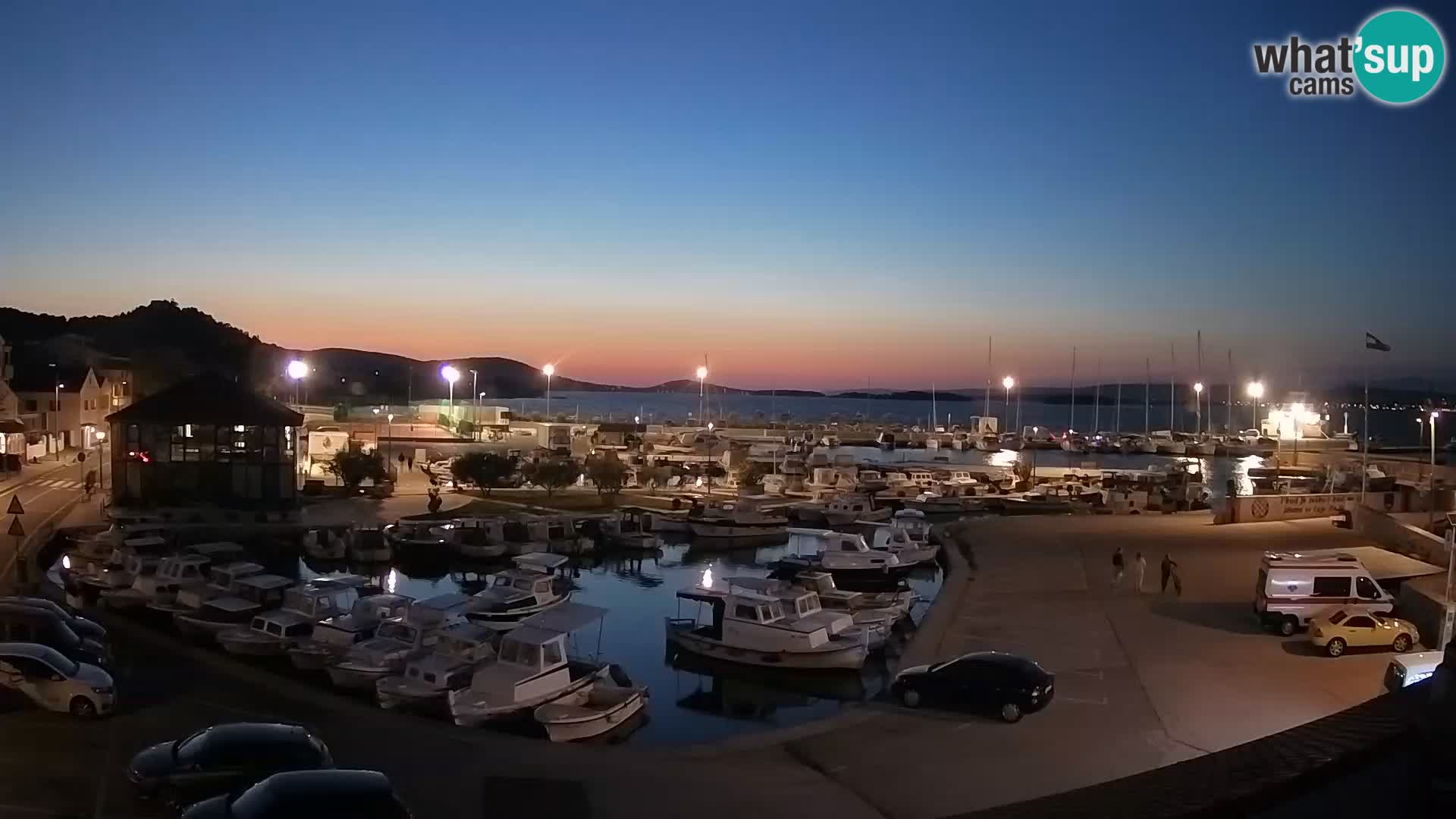 Webcam Live Tkon –  puerto deportivo y el puerto