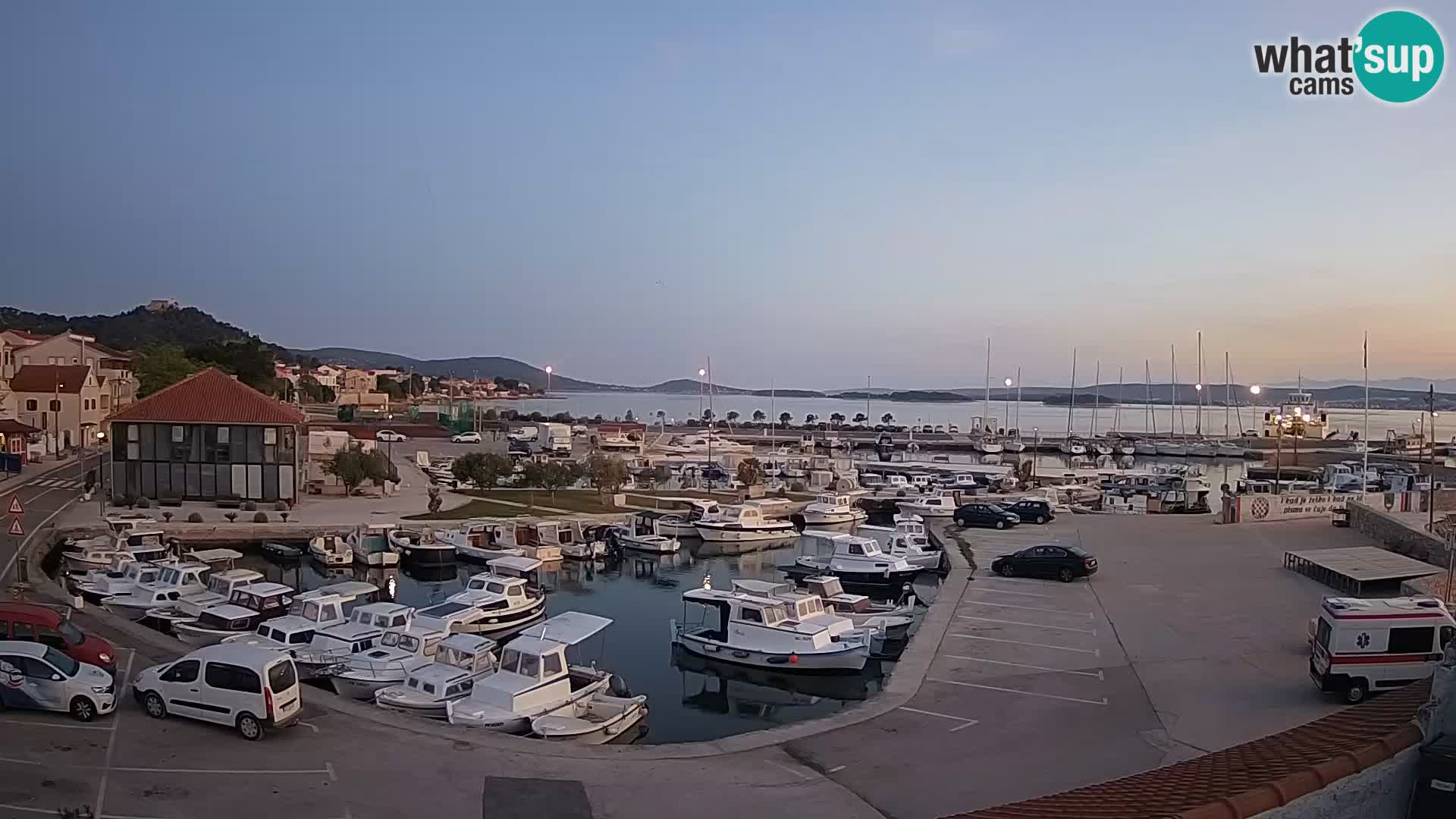Webcam Live Tkon –  puerto deportivo y el puerto