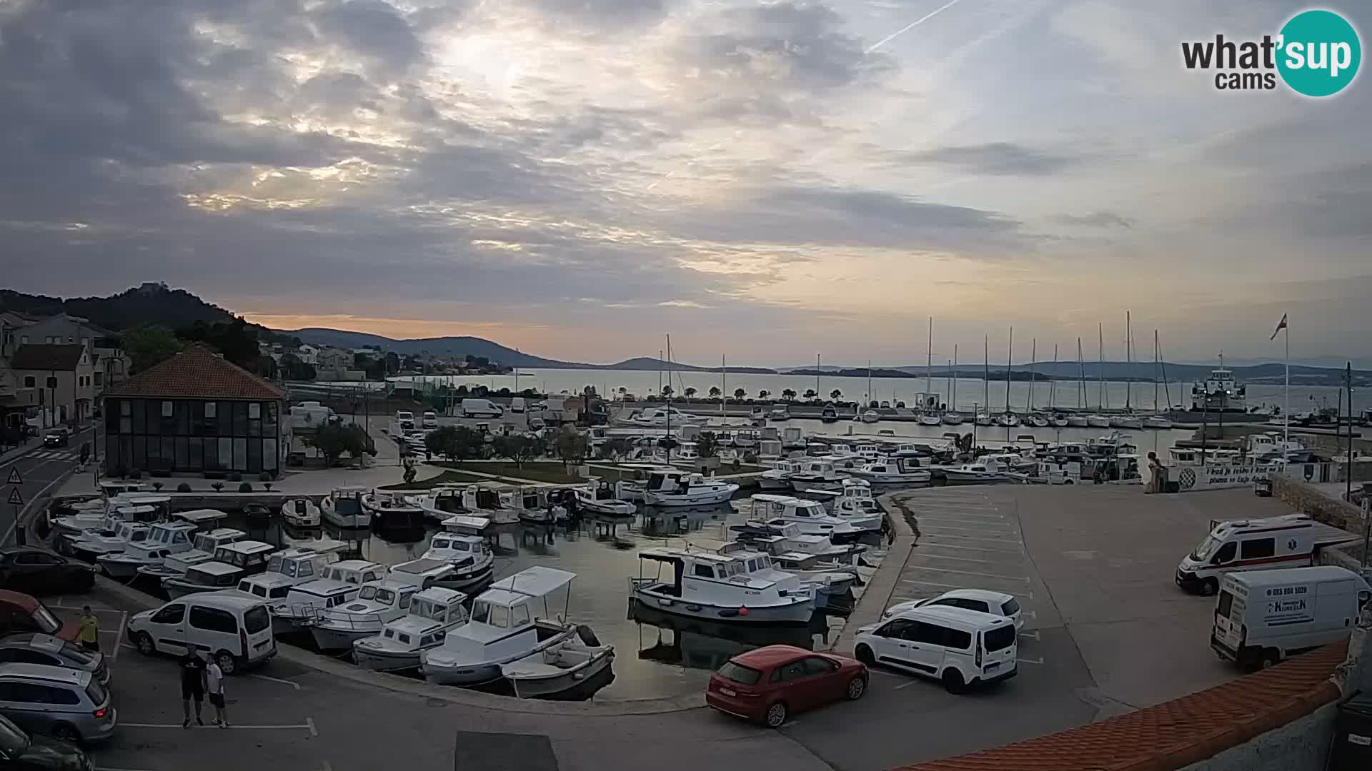 Webcam Live Tkon –  puerto deportivo y el puerto