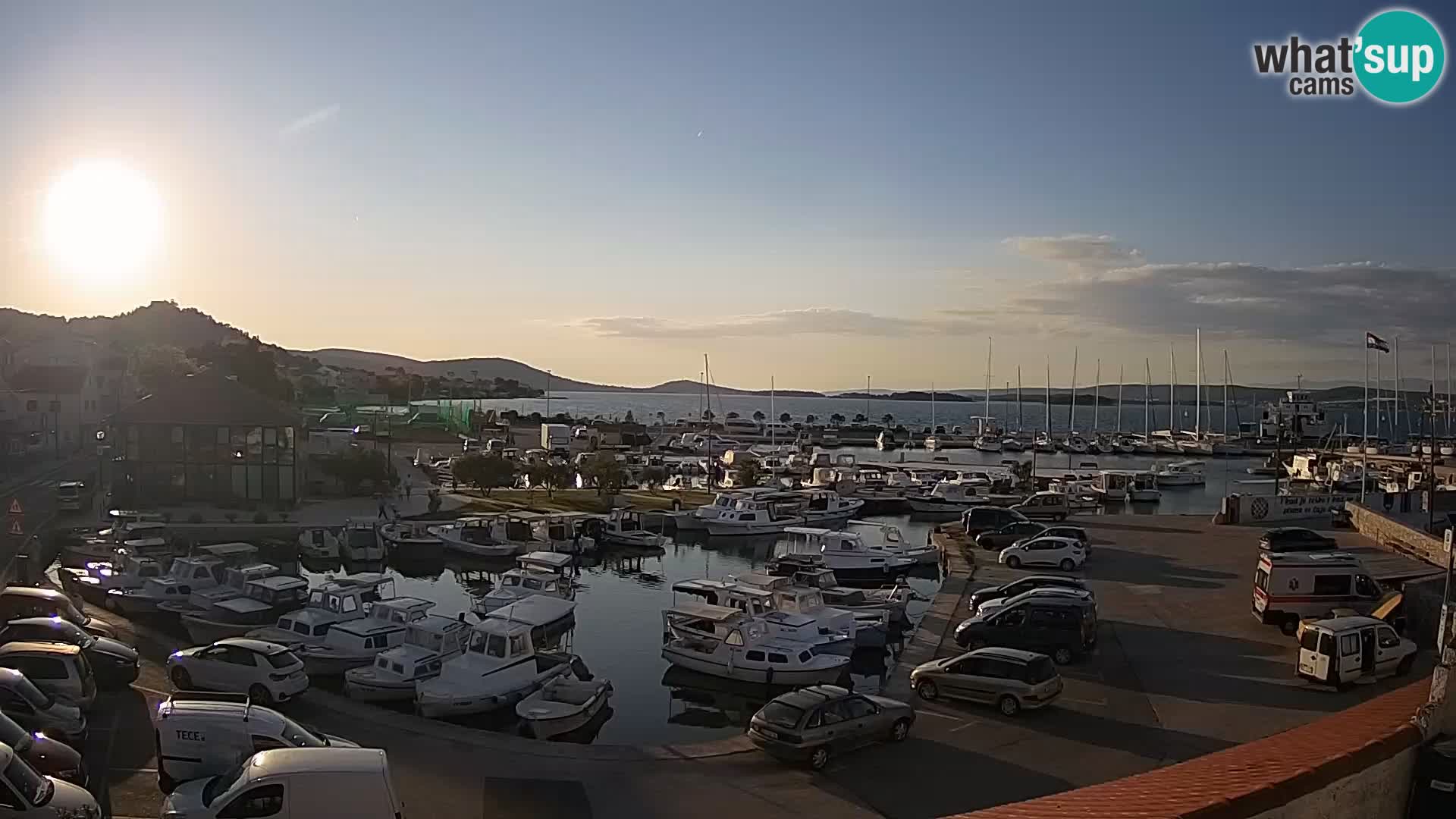 Webcam Live Tkon –  puerto deportivo y el puerto