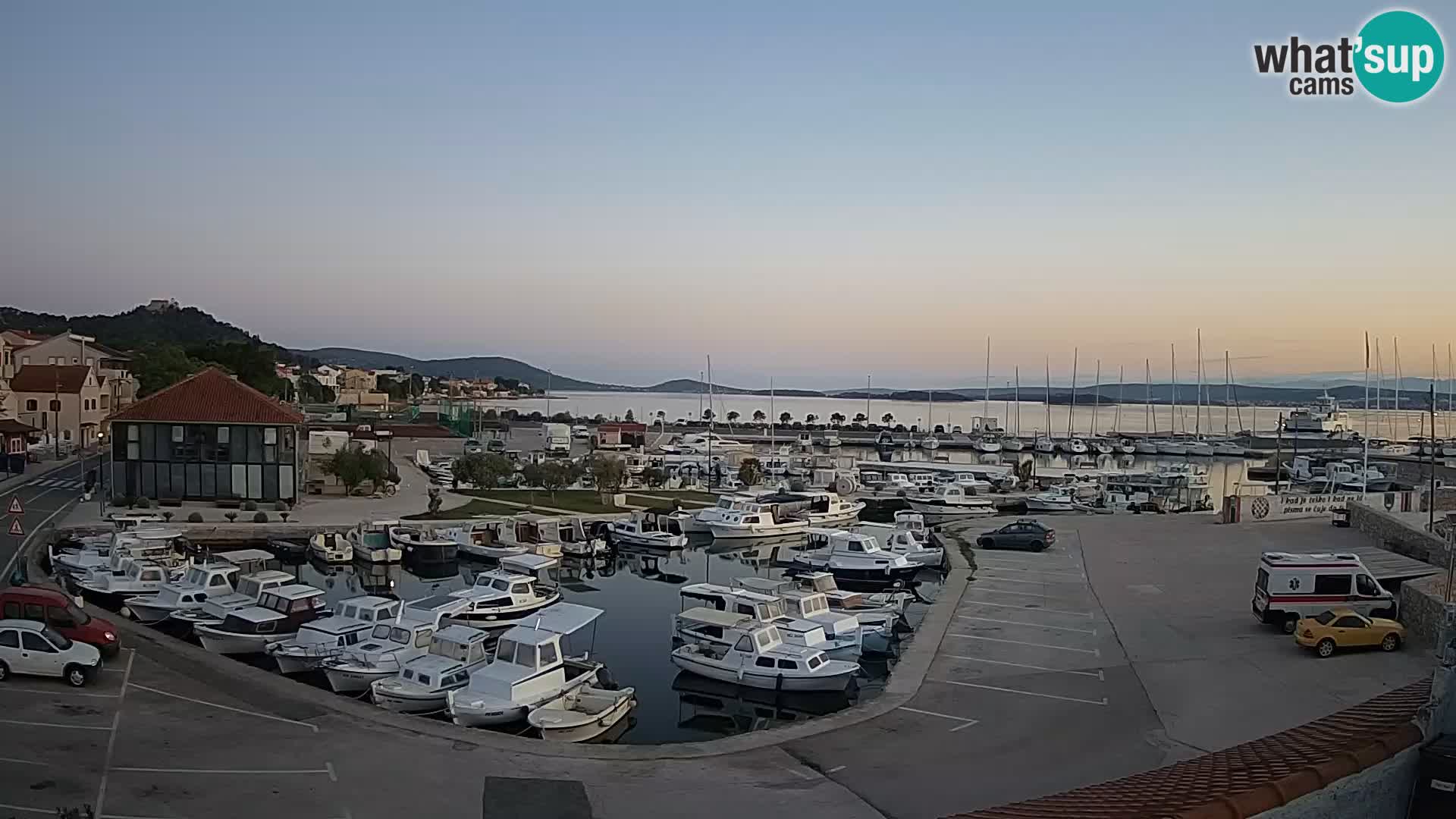 Webcam Live Tkon –  puerto deportivo y el puerto