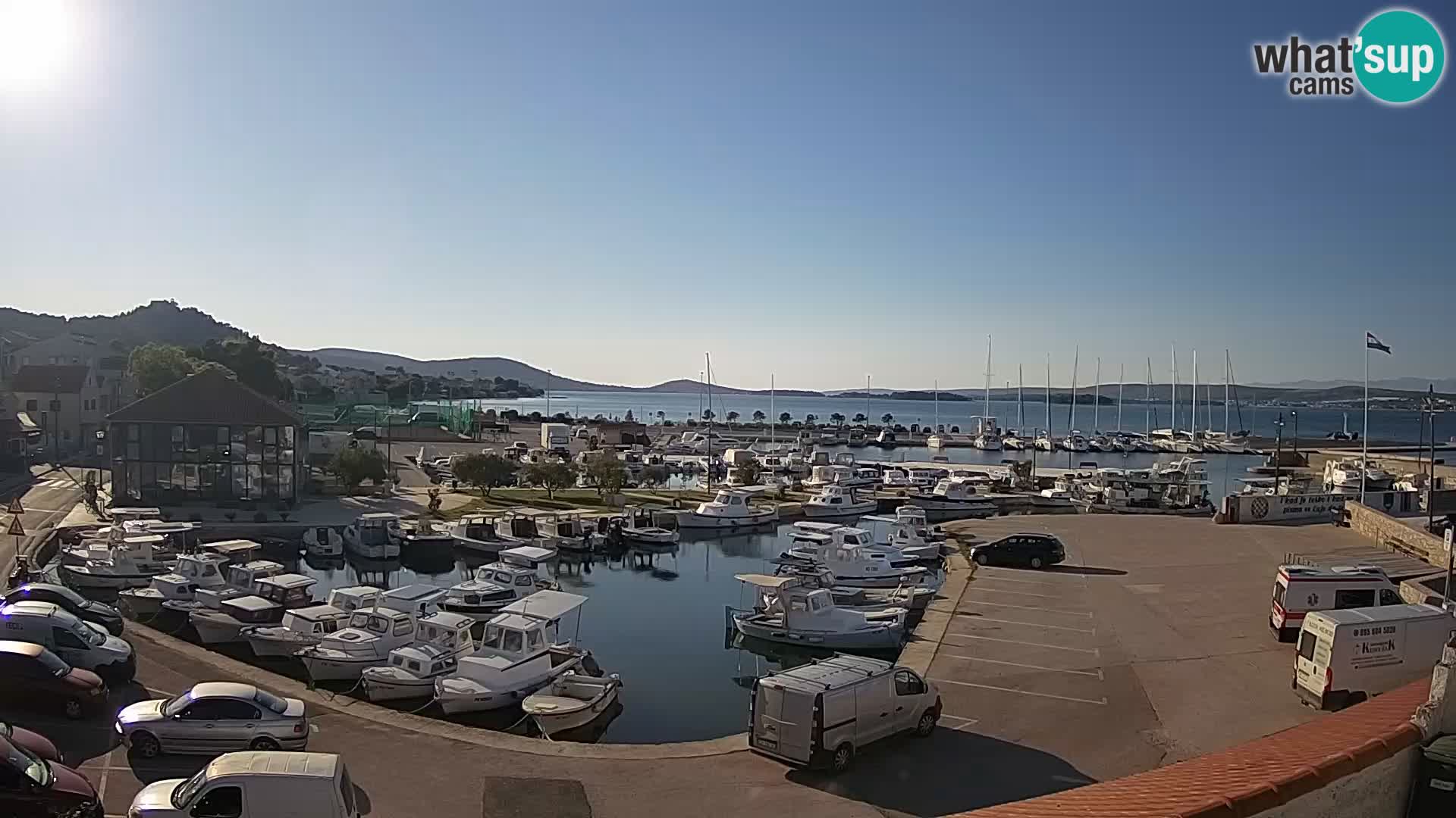 Webcam Live Tkon –  puerto deportivo y el puerto