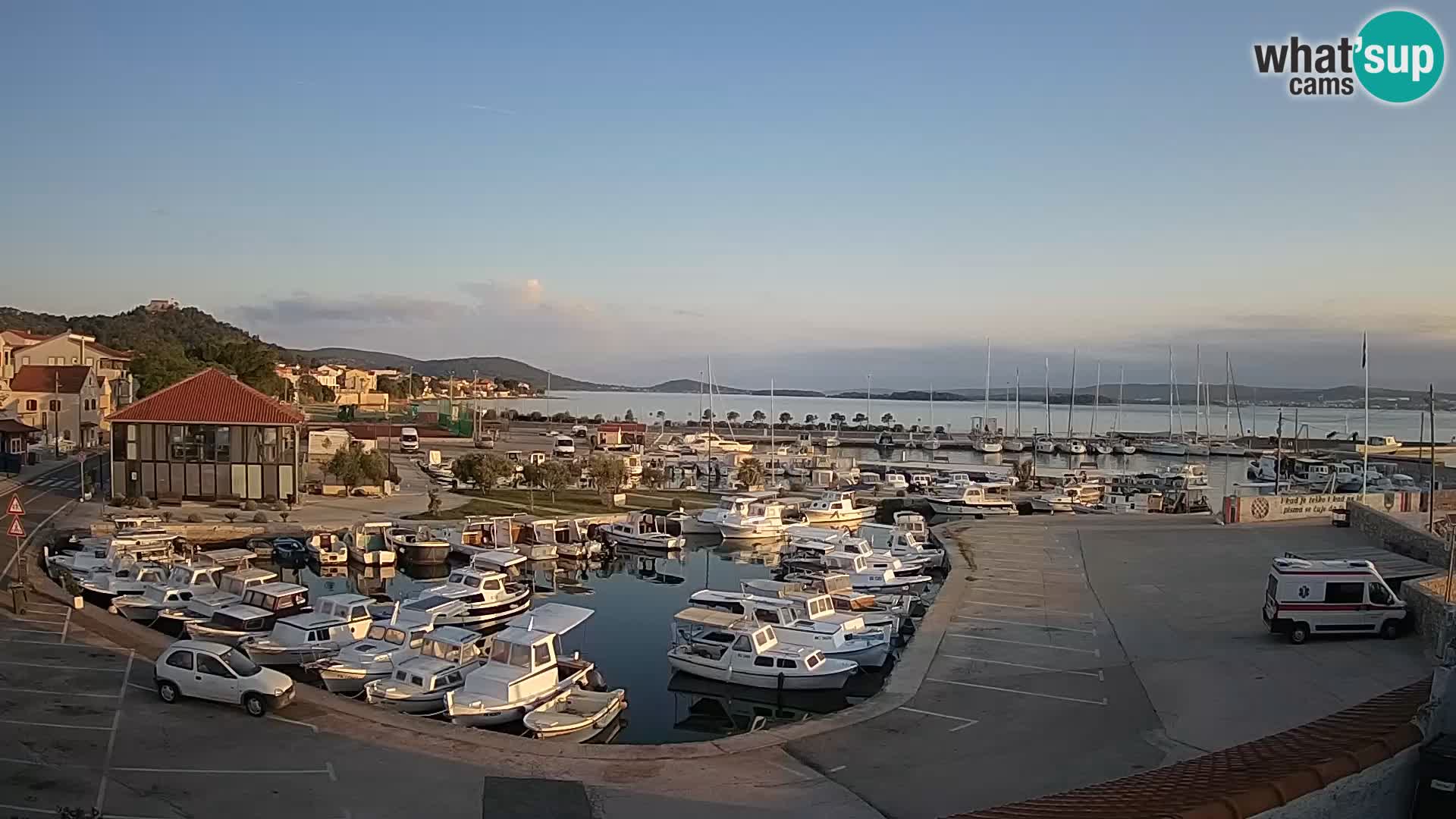 Webcam Live Tkon –  puerto deportivo y el puerto