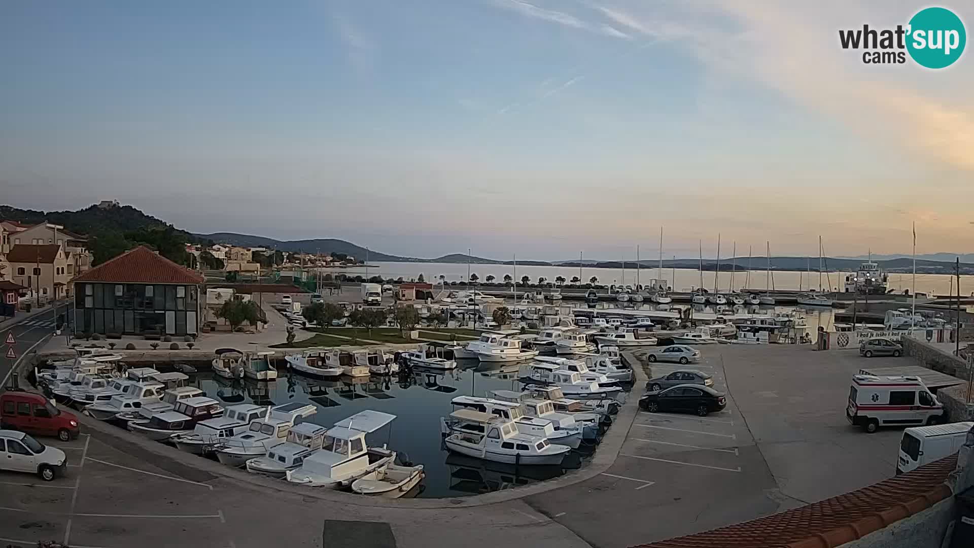 Webcam Live Tkon –  puerto deportivo y el puerto