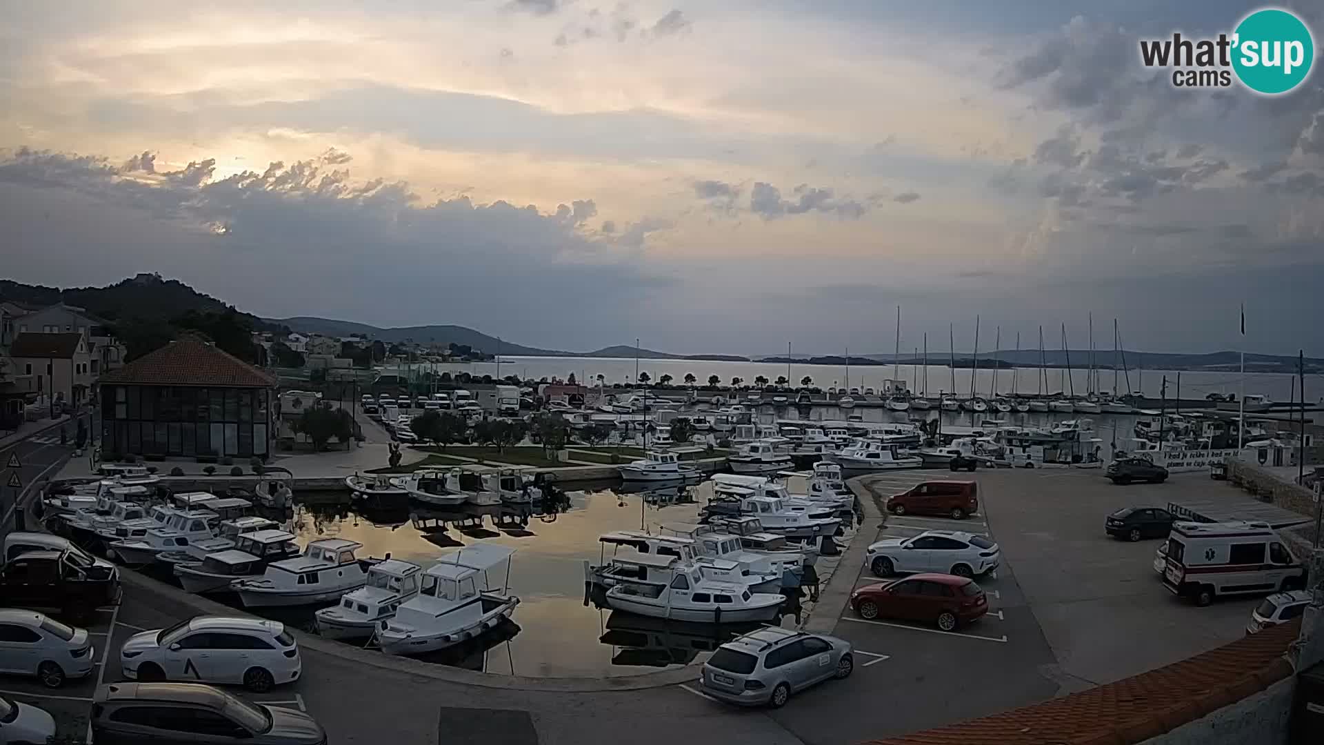 Webcam Live Tkon – Marina i luka