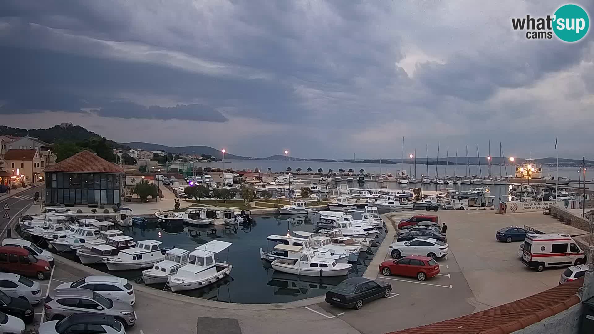 Kamera v živo Tkon – Marina in pristanišče