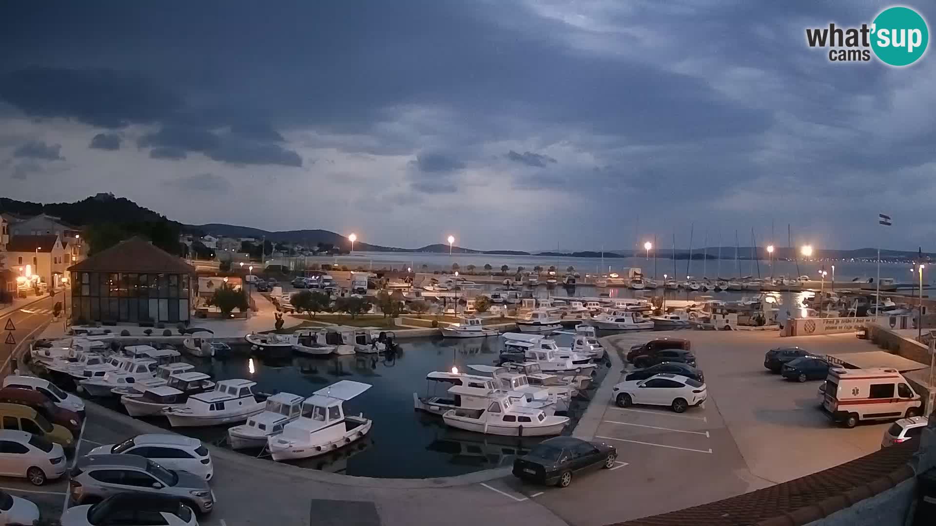 Kamera v živo Tkon – Marina in pristanišče
