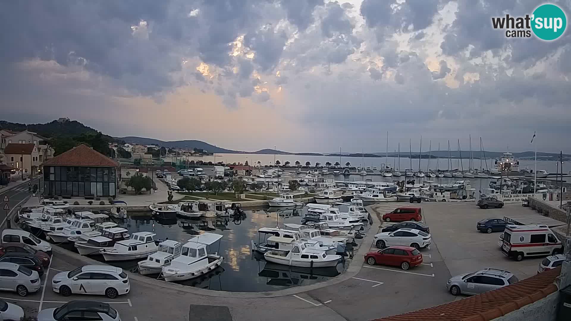 Webcam Live Tkon – Marina i luka